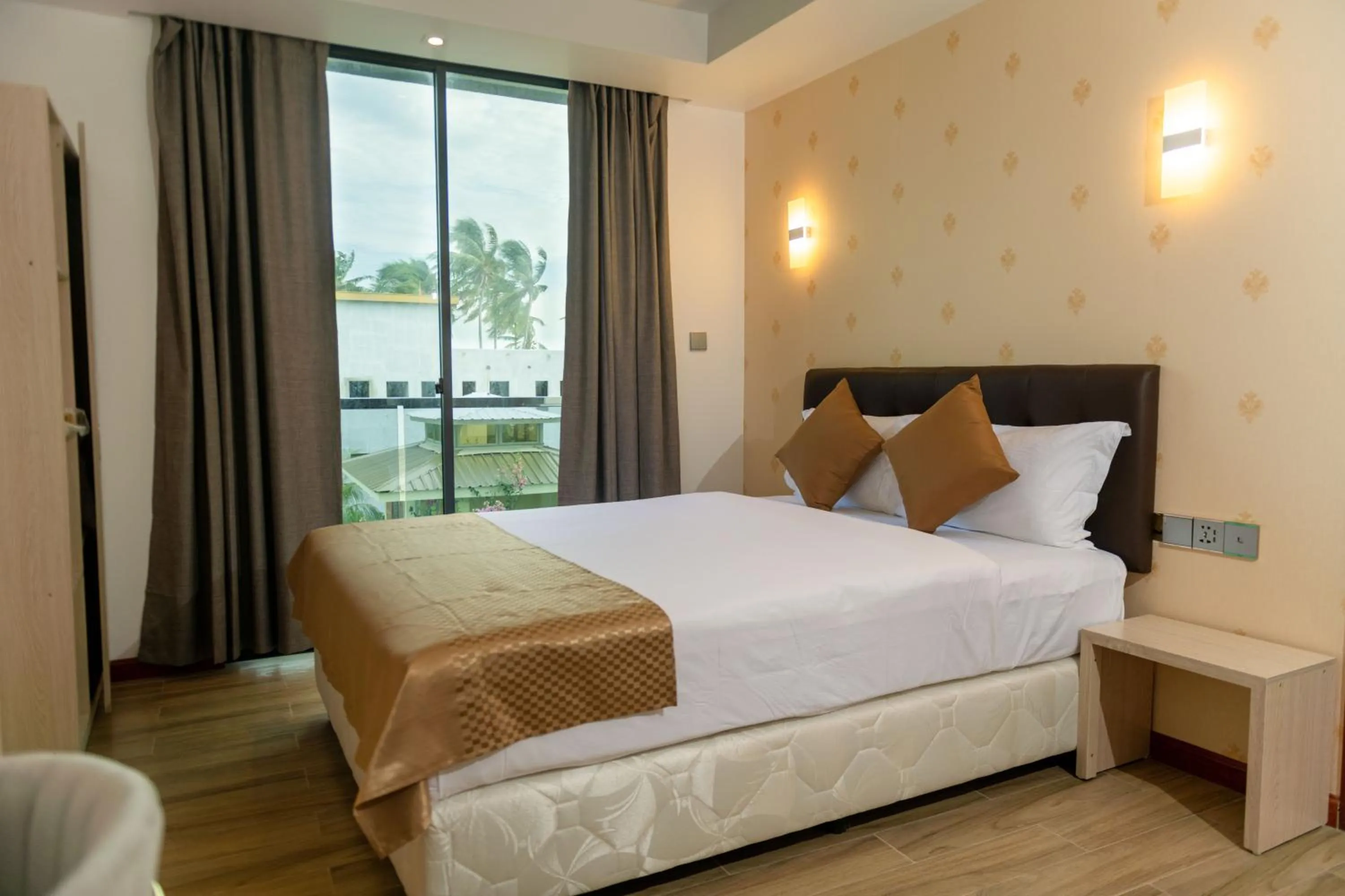 Bedroom, Bed in Ari Grand Hotel & Spa