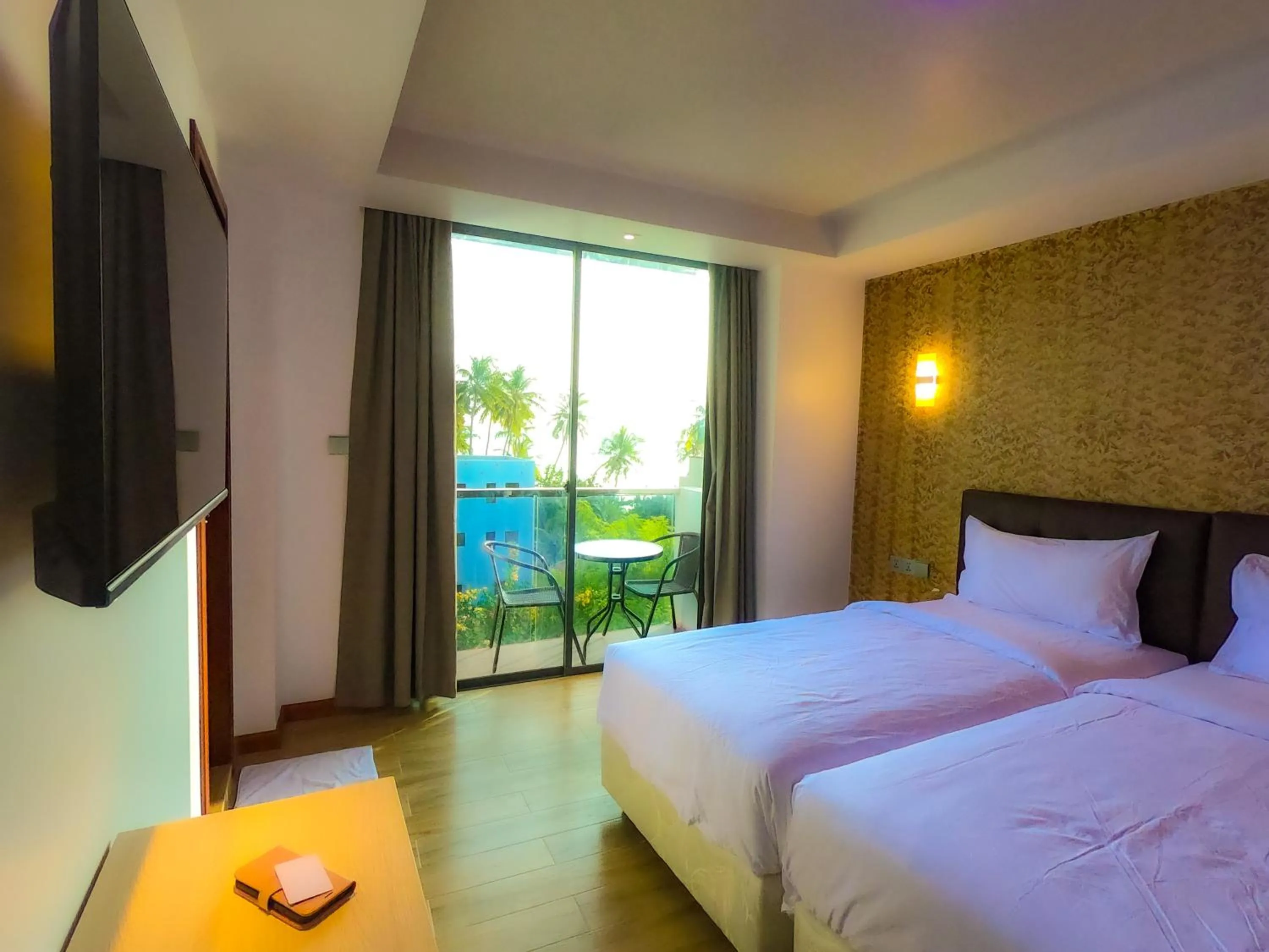 Balcony/Terrace, Bed in Ari Grand Hotel & Spa