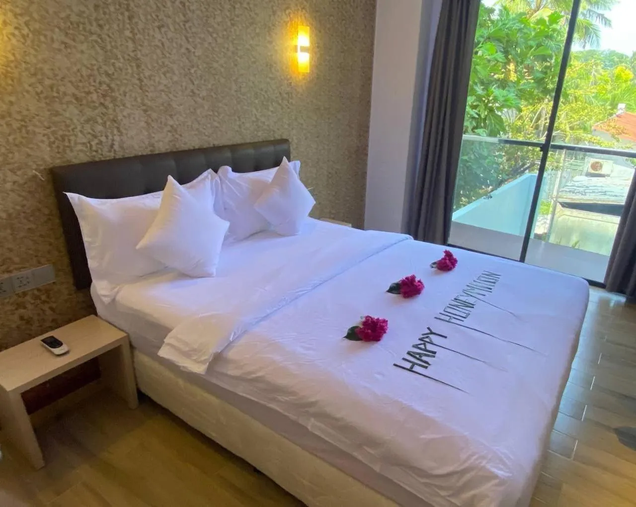 Photo of the whole room, Bed in Ari Grand Hotel & Spa