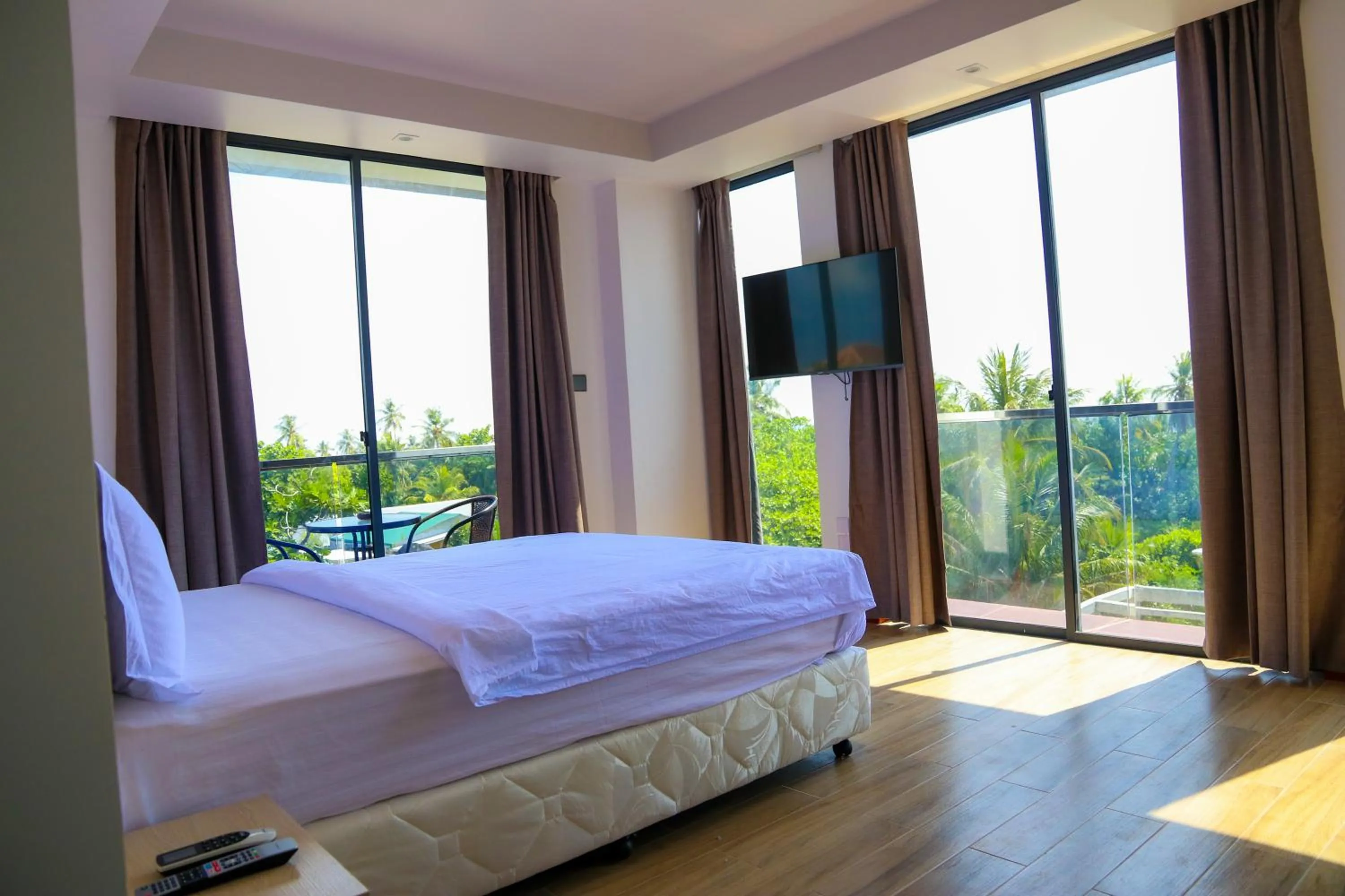 TV and multimedia, Bed in Ari Grand Hotel & Spa