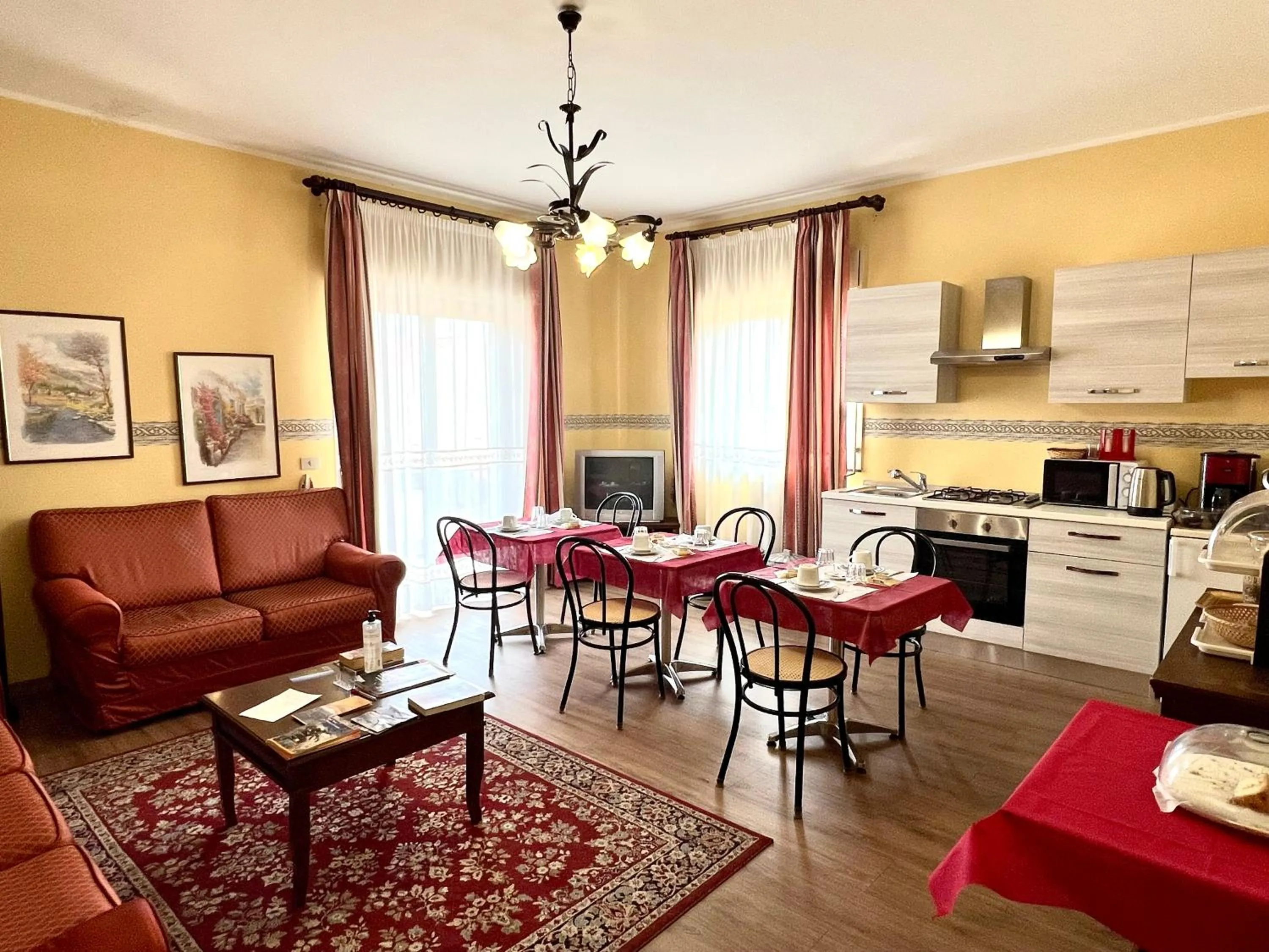 Breakfast in Ai Tre Parchi Bed And Bike