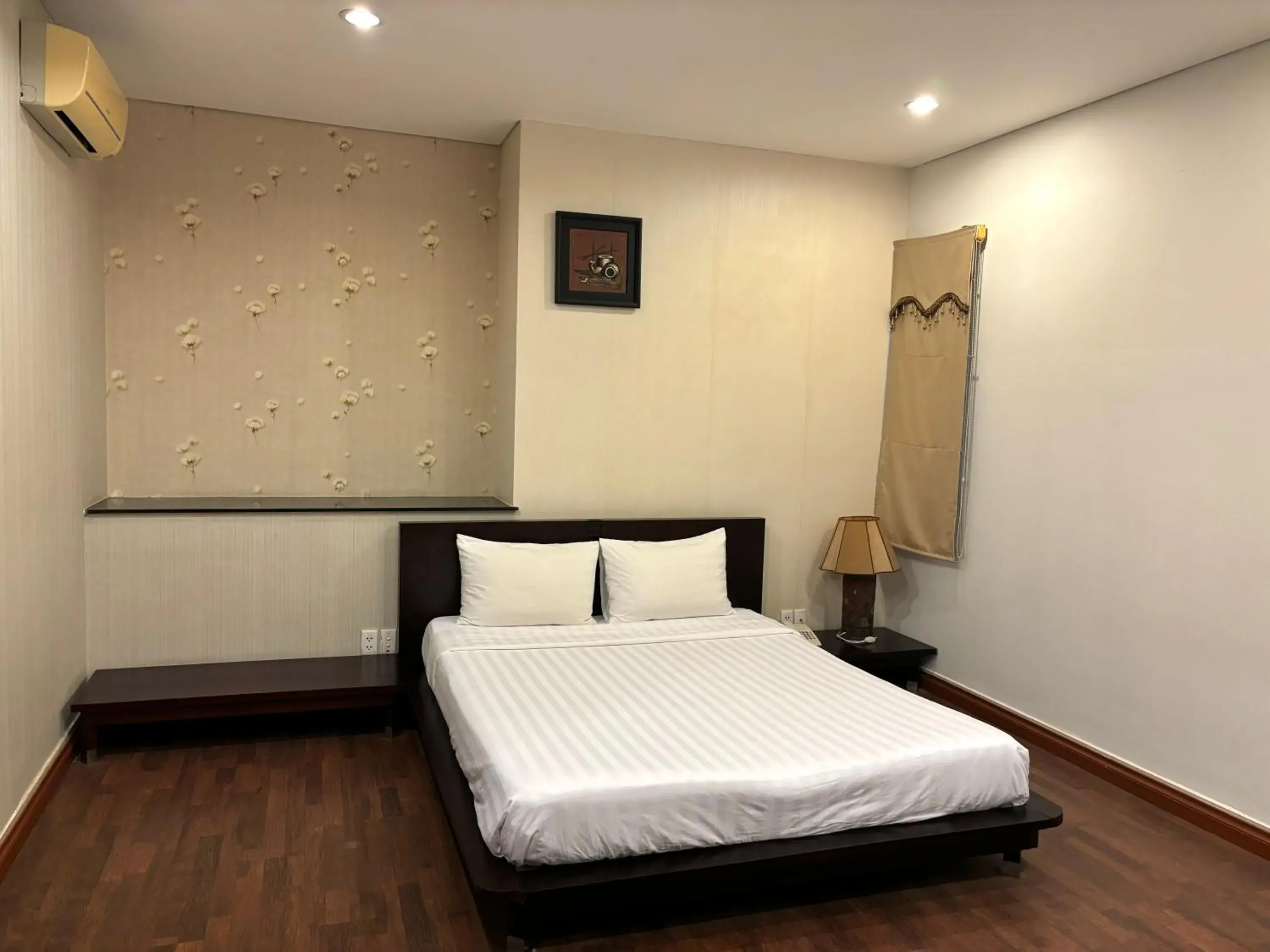 Standard Double Room in Kim Tho Hotel Standard Double Room in Kim Tho Hotel