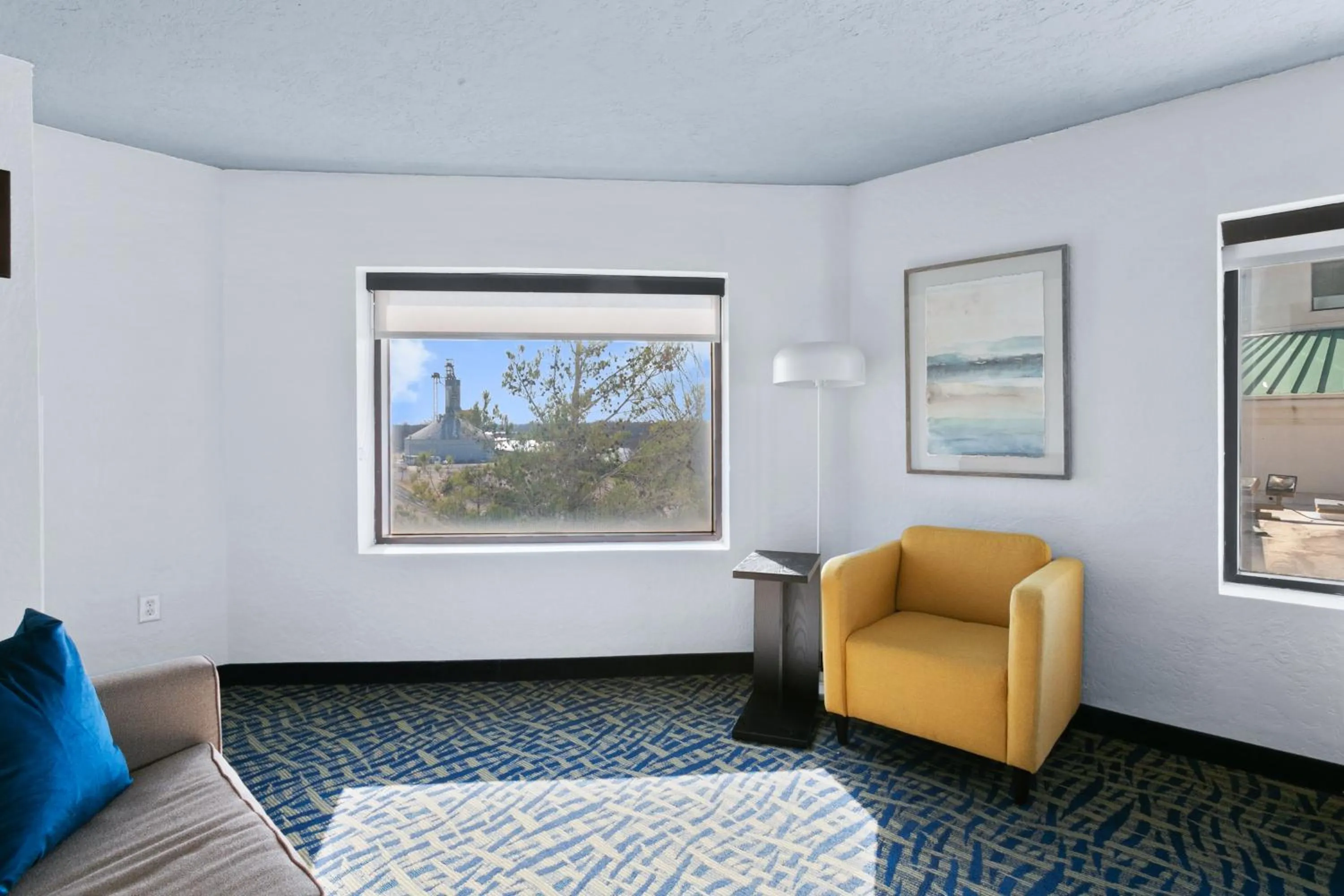 Bedroom in Mulberry, a Wyndham Hotel