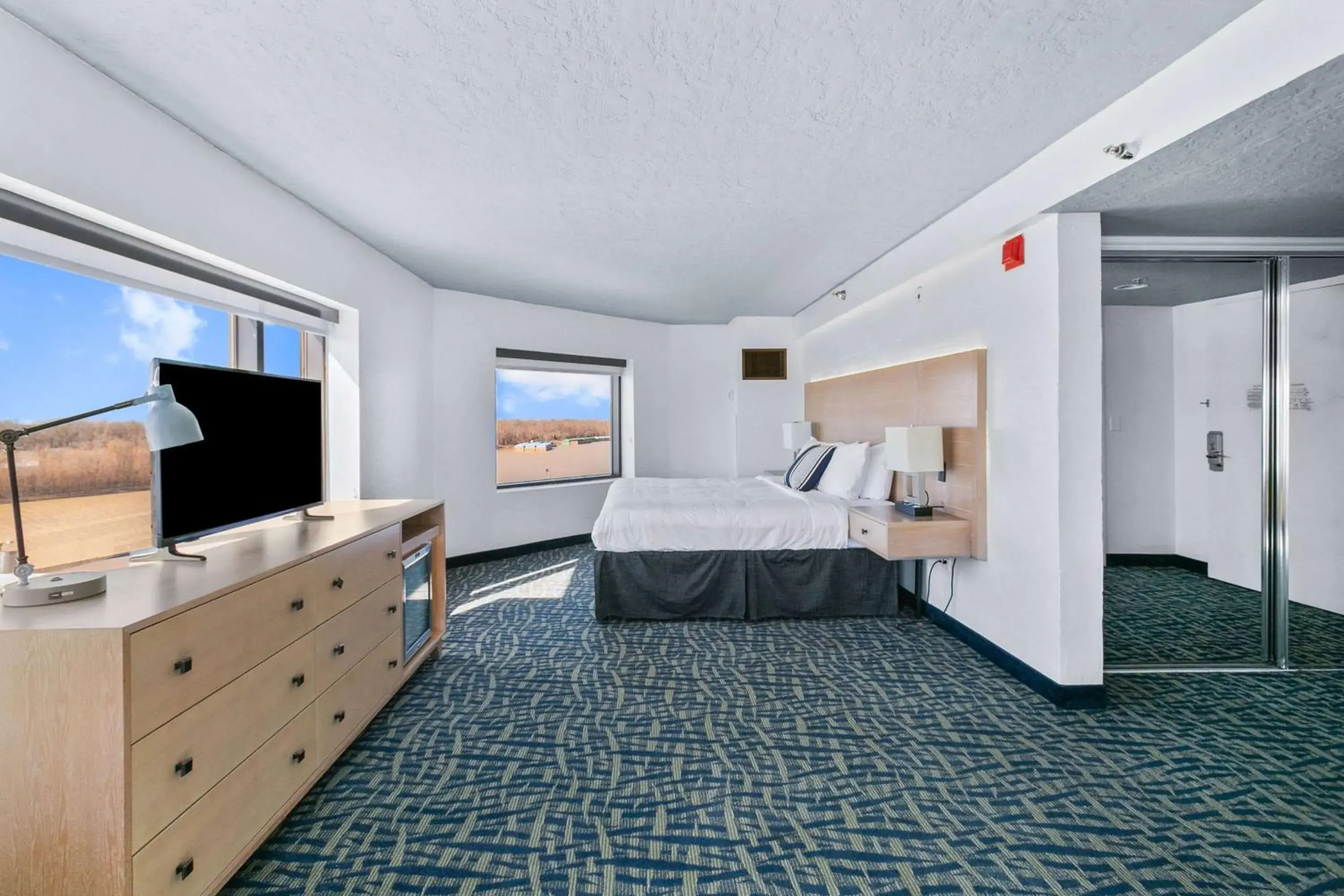 Photo of the whole room in Mulberry, a Wyndham Hotel Photo of the whole room in Mulberry, a Wyndham Hotel