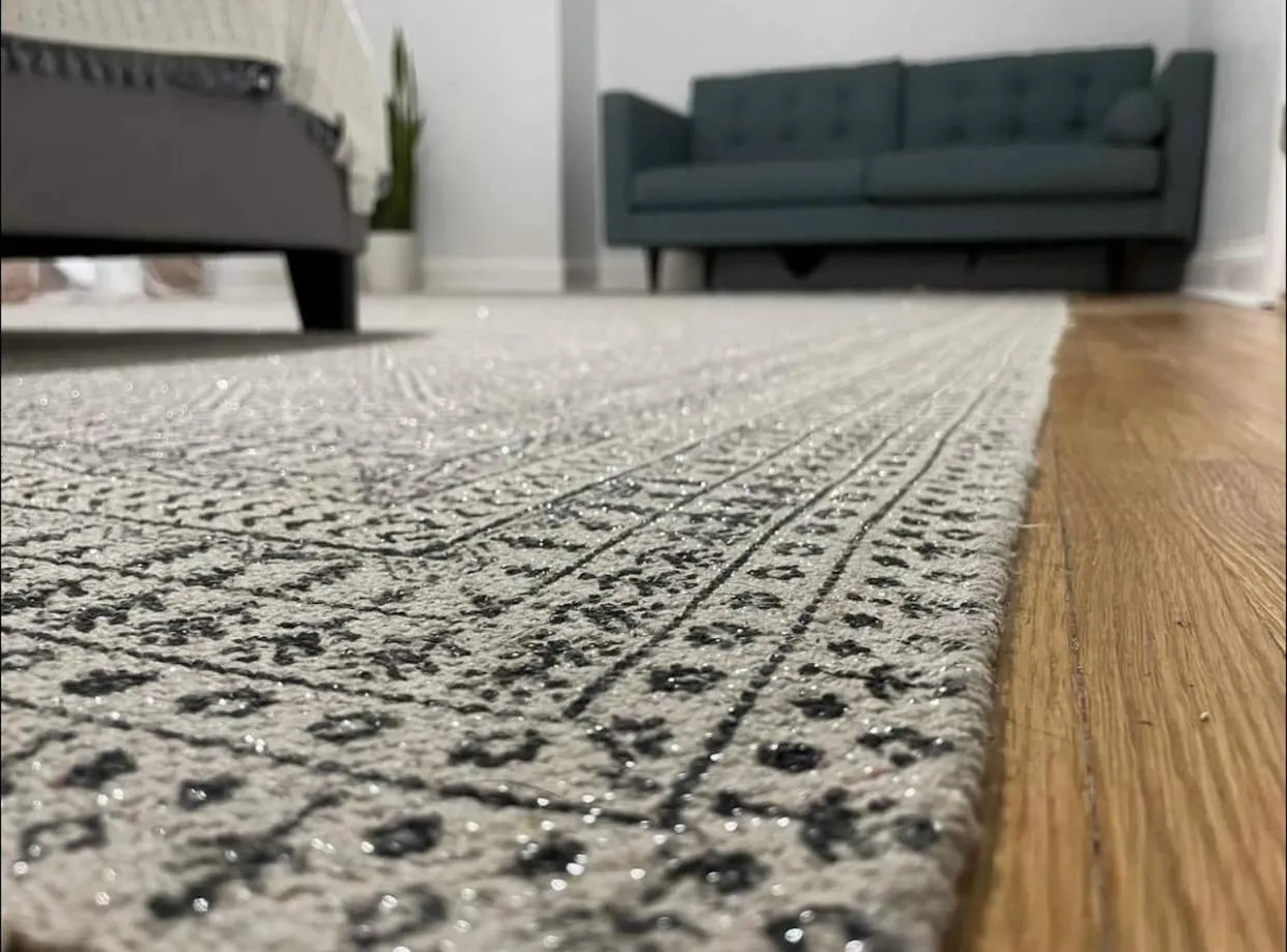 A Regal Retreat- Exclusive Parking, Prime Location