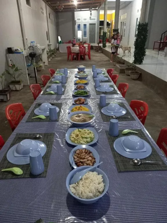 Restaurant/places to eat in Tangkoko Guest House