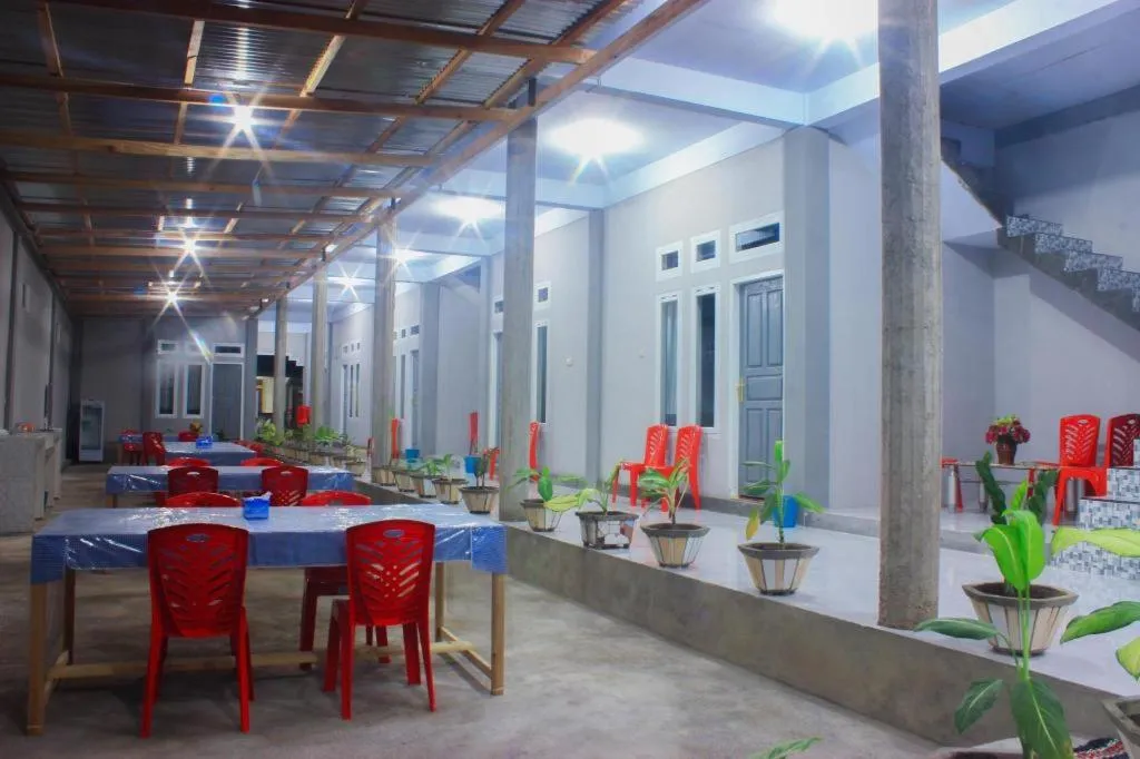 Restaurant/places to eat in Tangkoko Guest House
