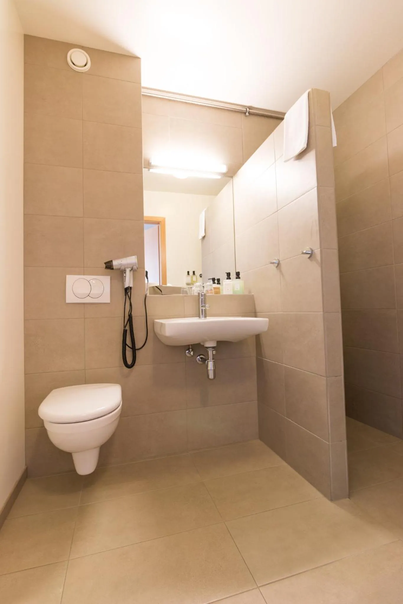 Bathroom in Gistihúsið - Lake Hotel Egilsstadir