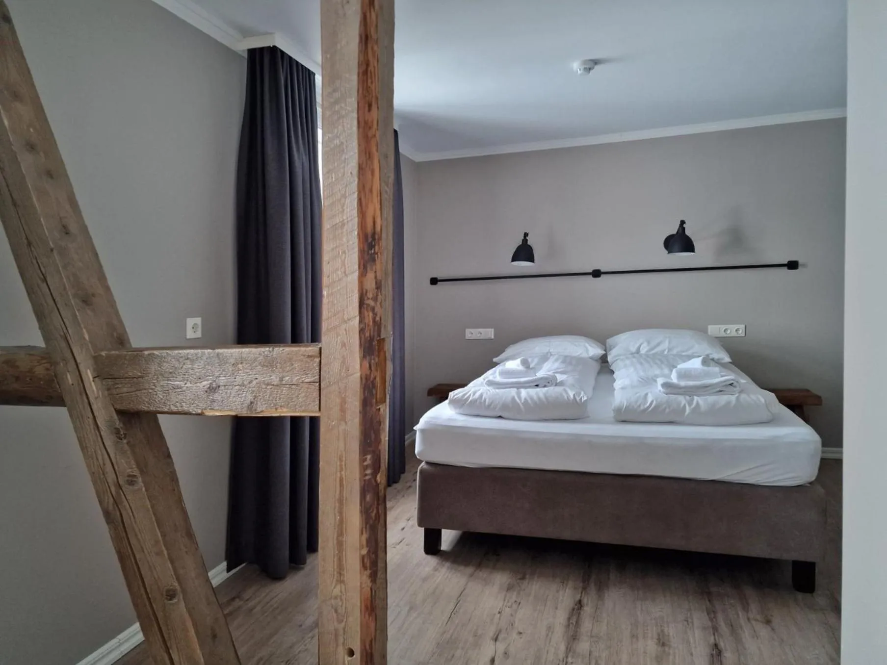 Bedroom, Bed in Gistihúsið - Lake Hotel Egilsstadir