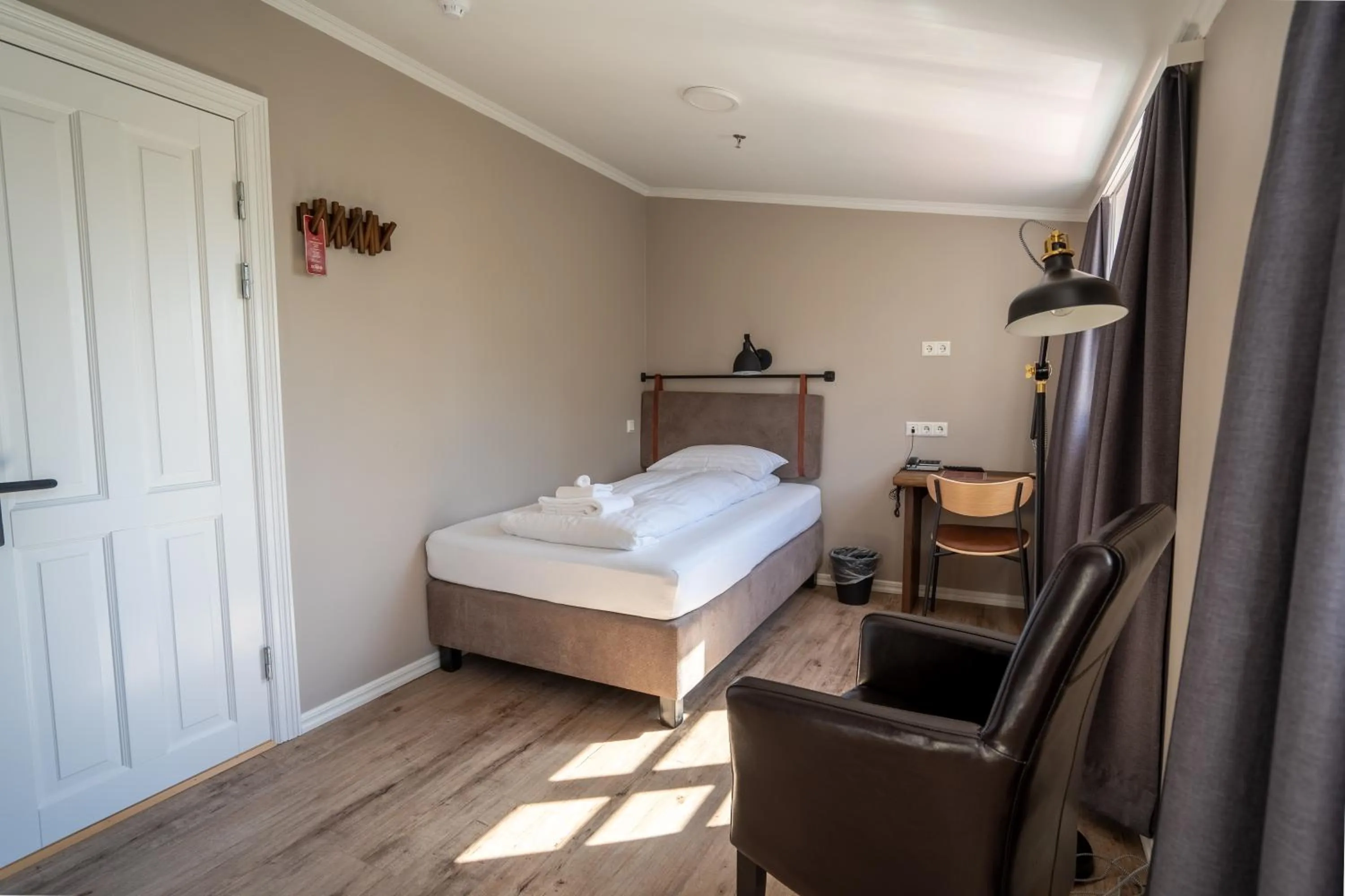 Bed in Gistihúsið - Lake Hotel Egilsstadir