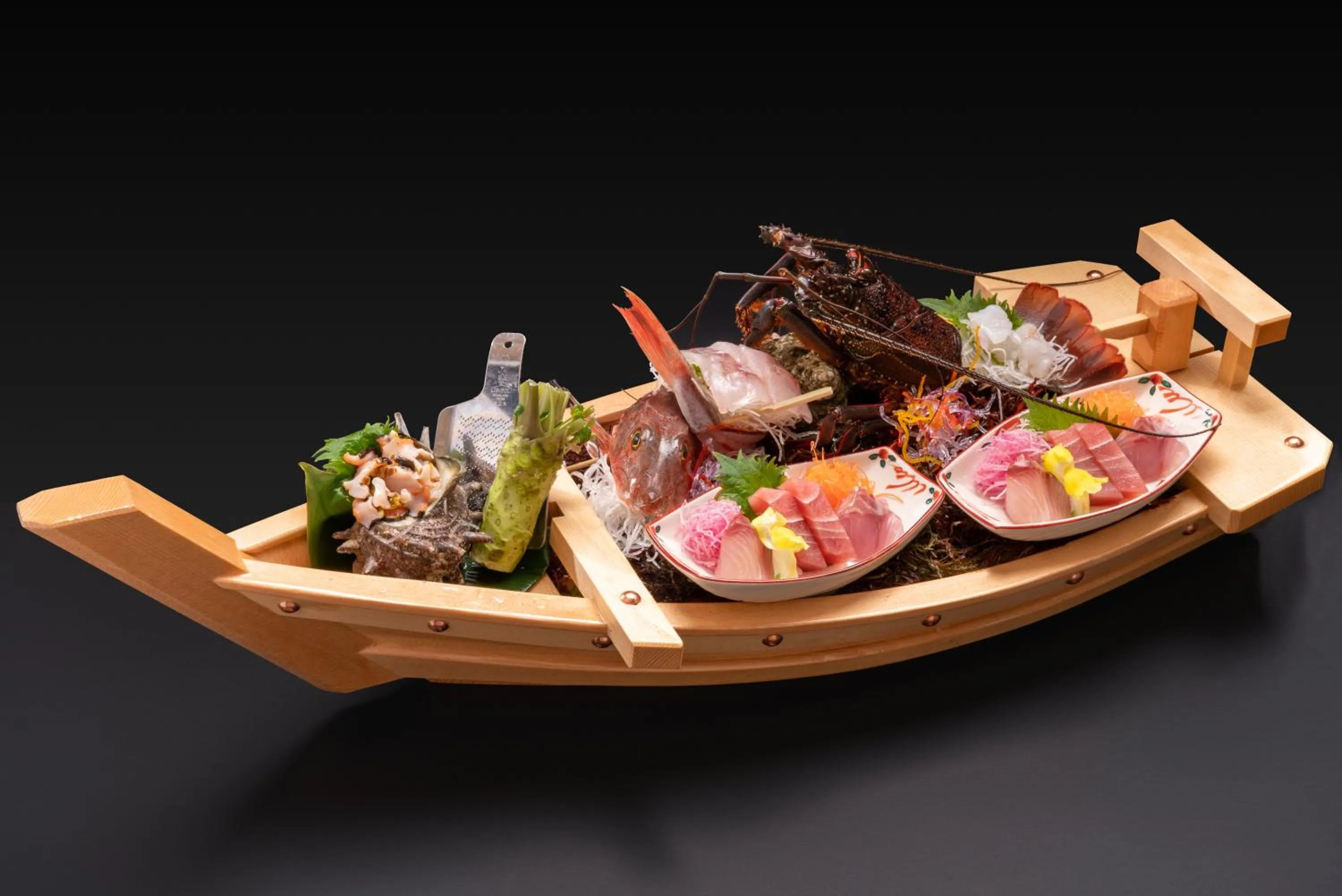 Food close-up in Isoaruki no Yuyado Ushiogumo -6 years or older-