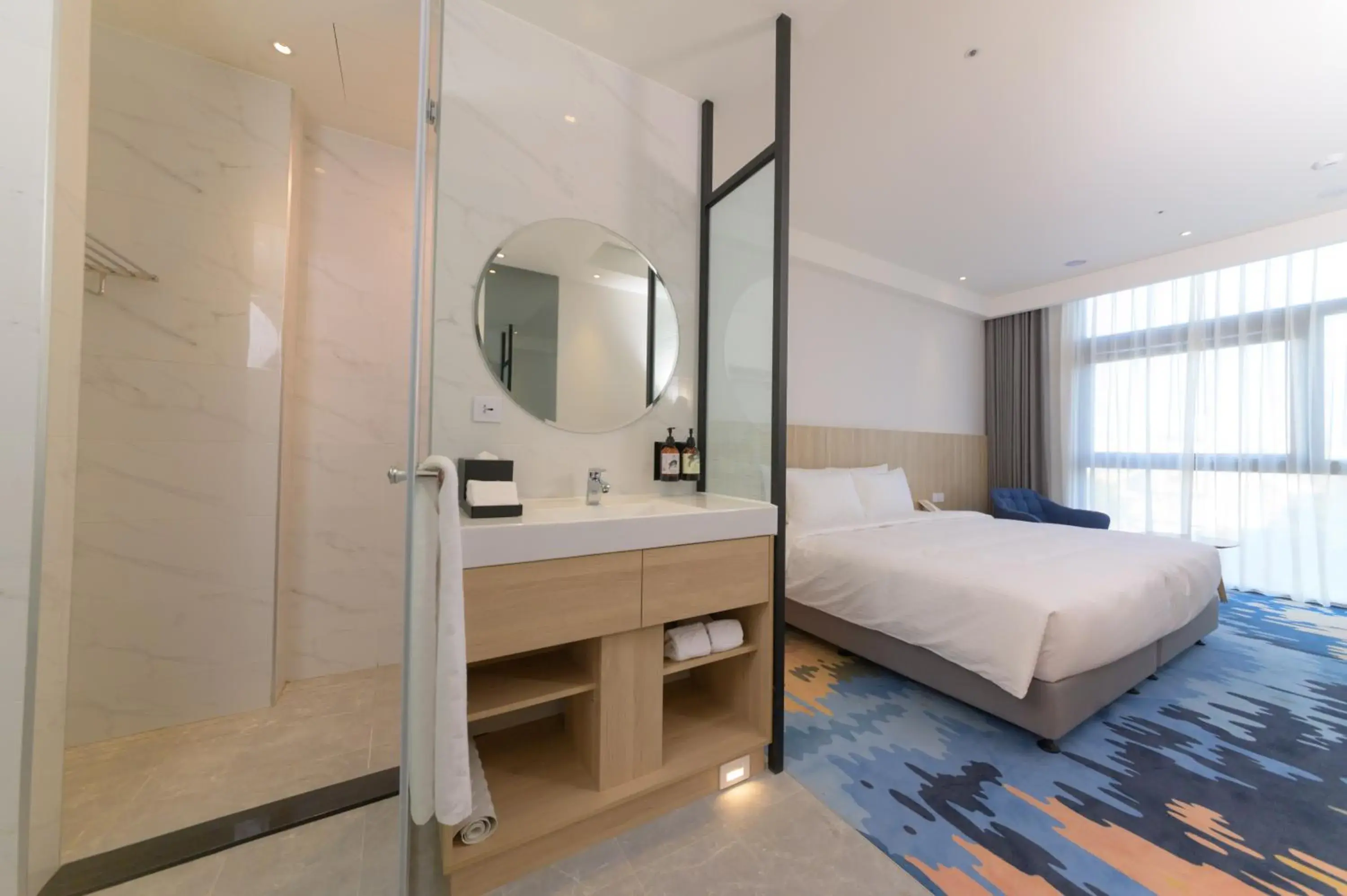 Photo of the whole room, Bed in JANDA Golden Tulip Hotel Photo of the whole room, Bed in JANDA Golden Tulip Hotel