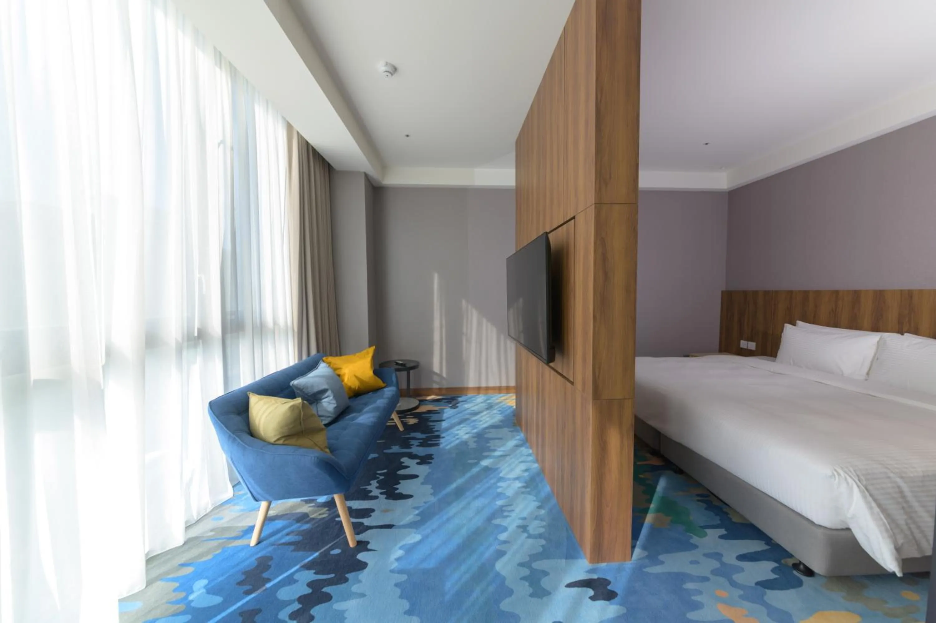 Photo of the whole room, Bed in JANDA Golden Tulip Hotel