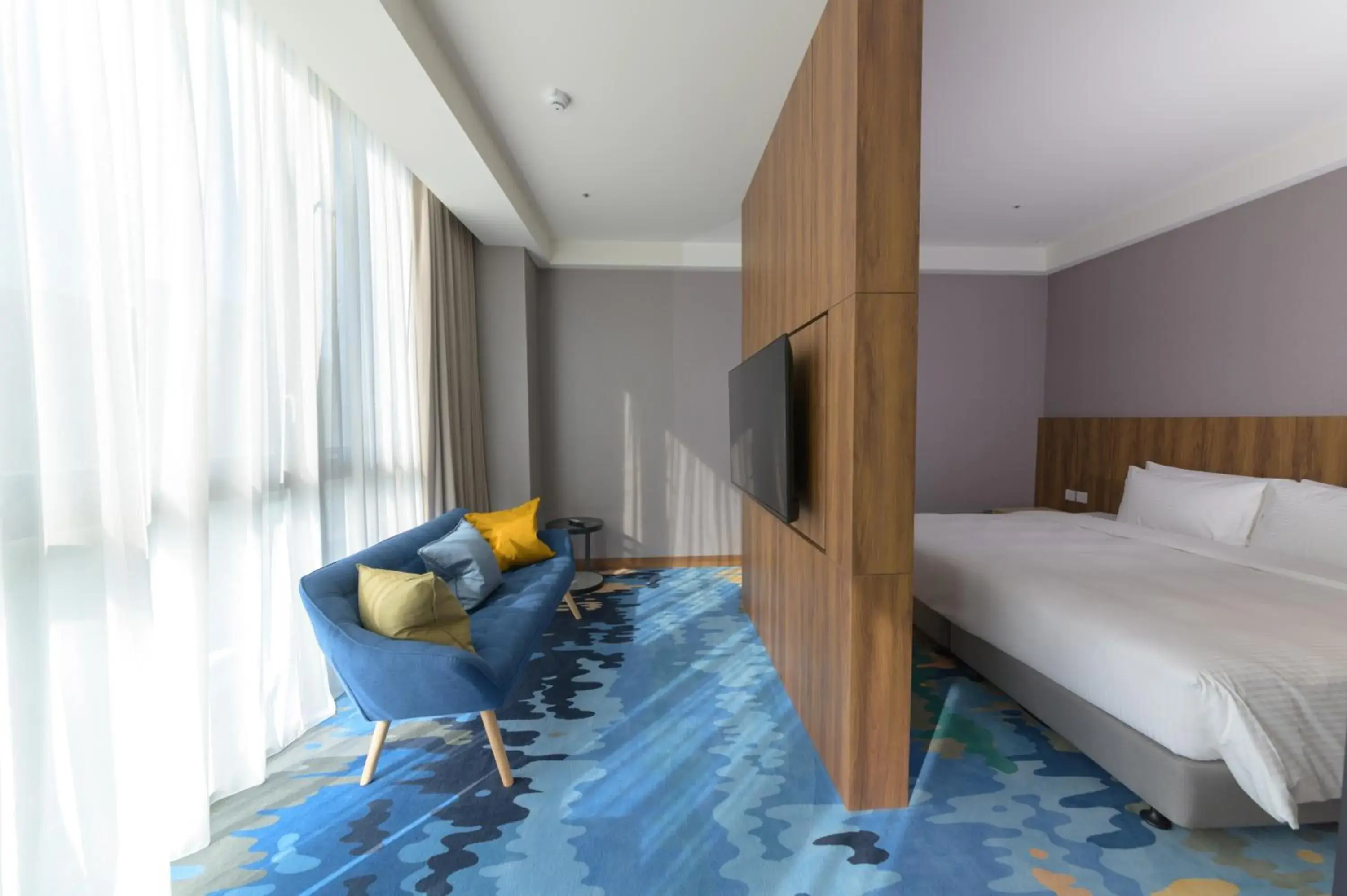 Photo of the whole room, Bed in JANDA Golden Tulip Hotel Photo of the whole room, Bed in JANDA Golden Tulip Hotel