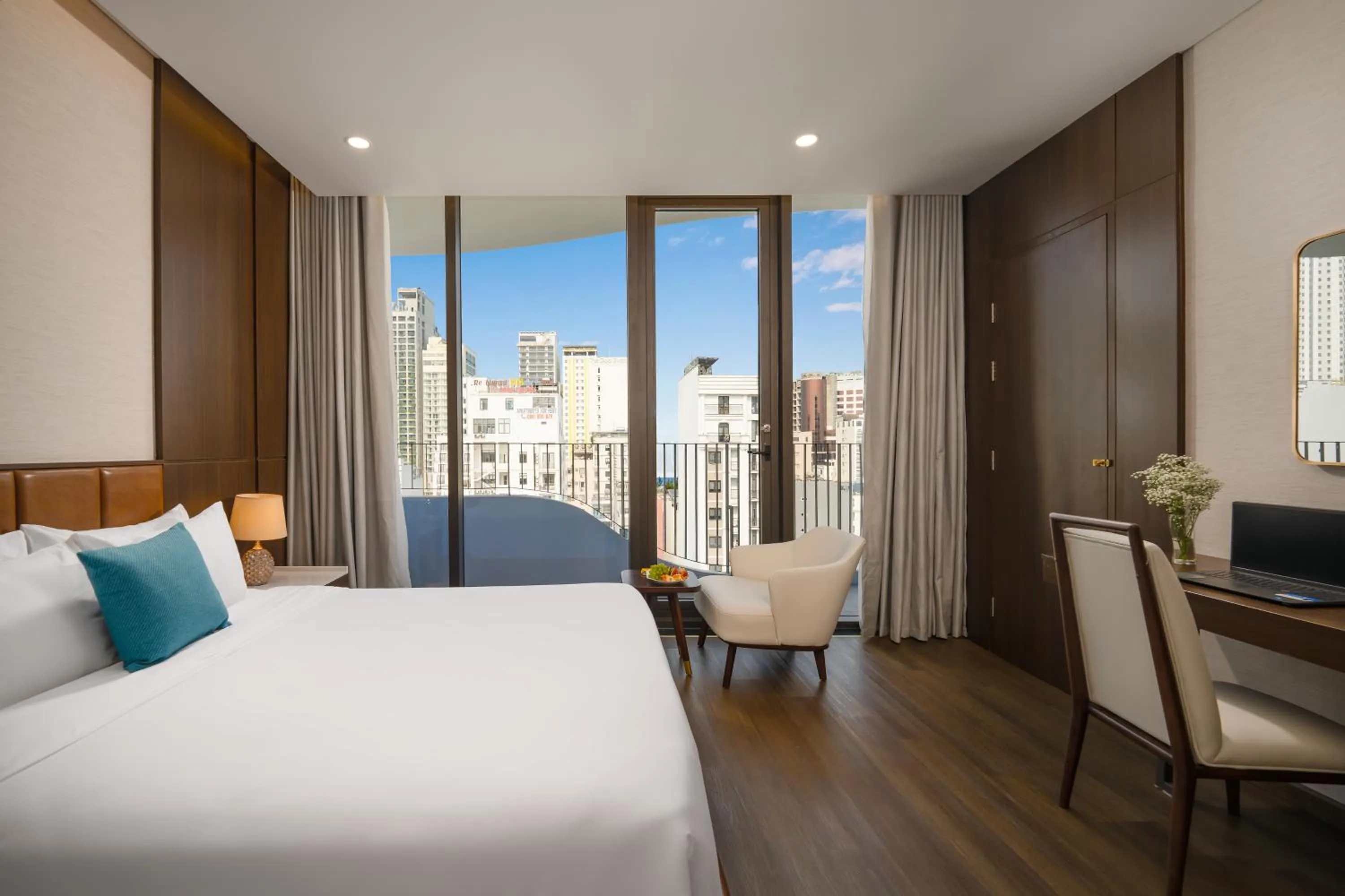 View (from property/room), Bed in Golden Lotus Grand Da Nang - Panoramic Rooftop Bar & Daily Afternoon Tea