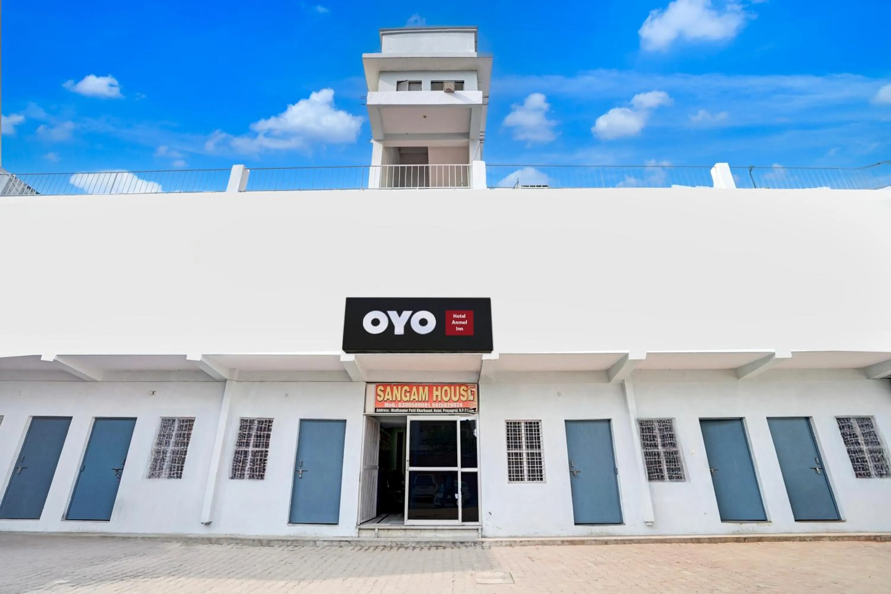 Facade/entrance in SPOT ON Sangam House