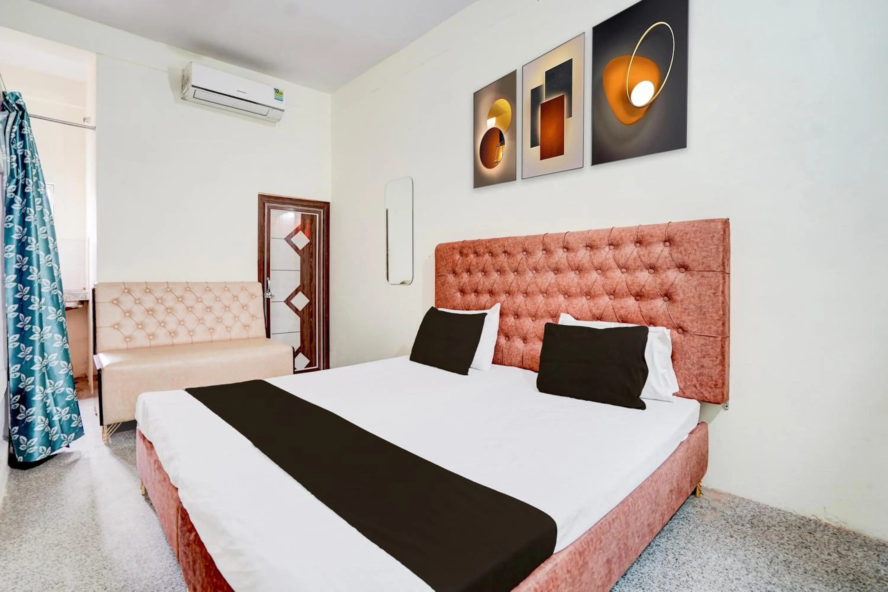 Bedroom in SPOT ON Sangam House
