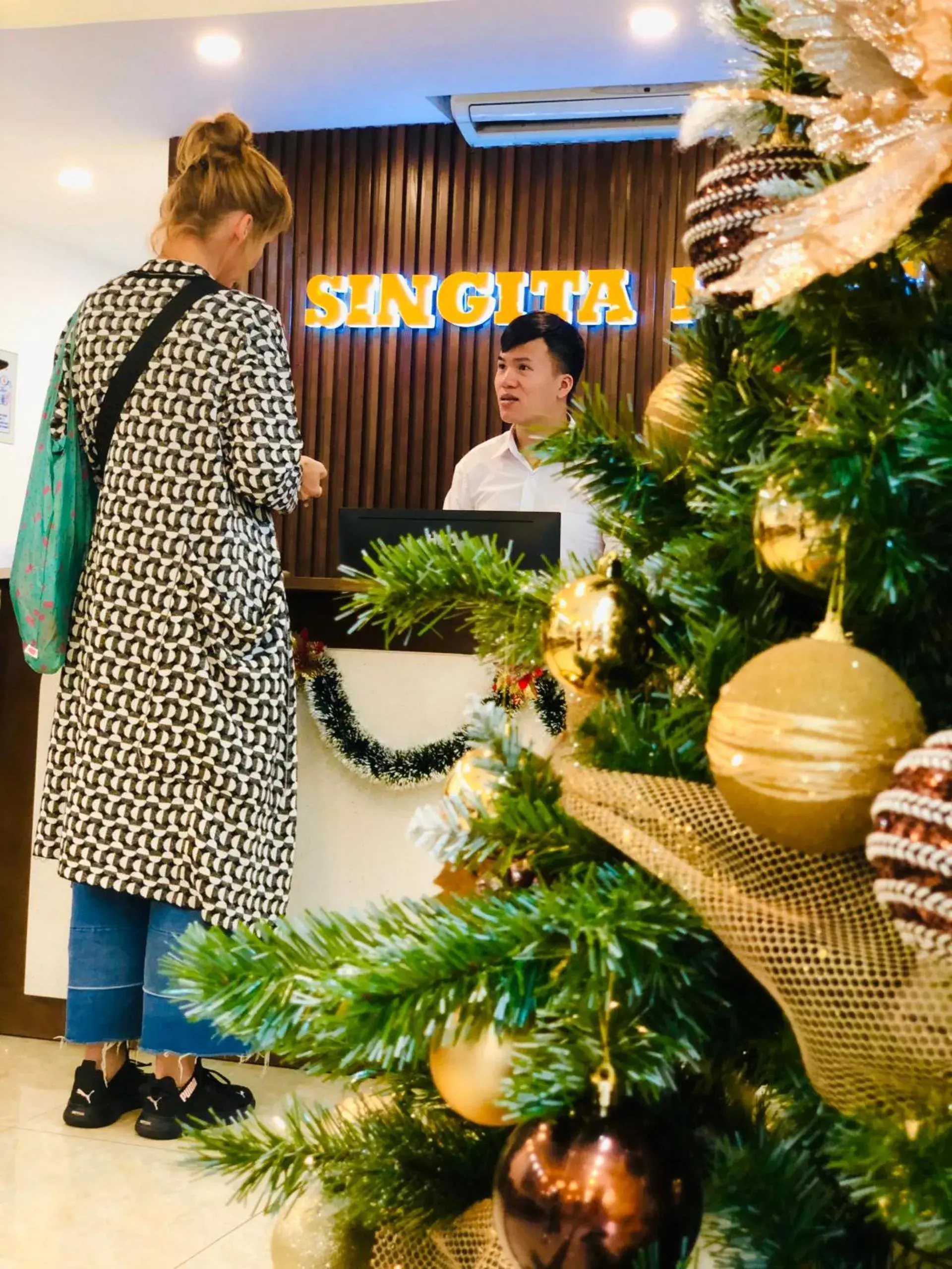 Property building in Free Airport Service Deals w Singita Classy Boutique Hotel & Travel Property building in Free Airport Service Deals w Singita Classy Boutique Hotel & Travel