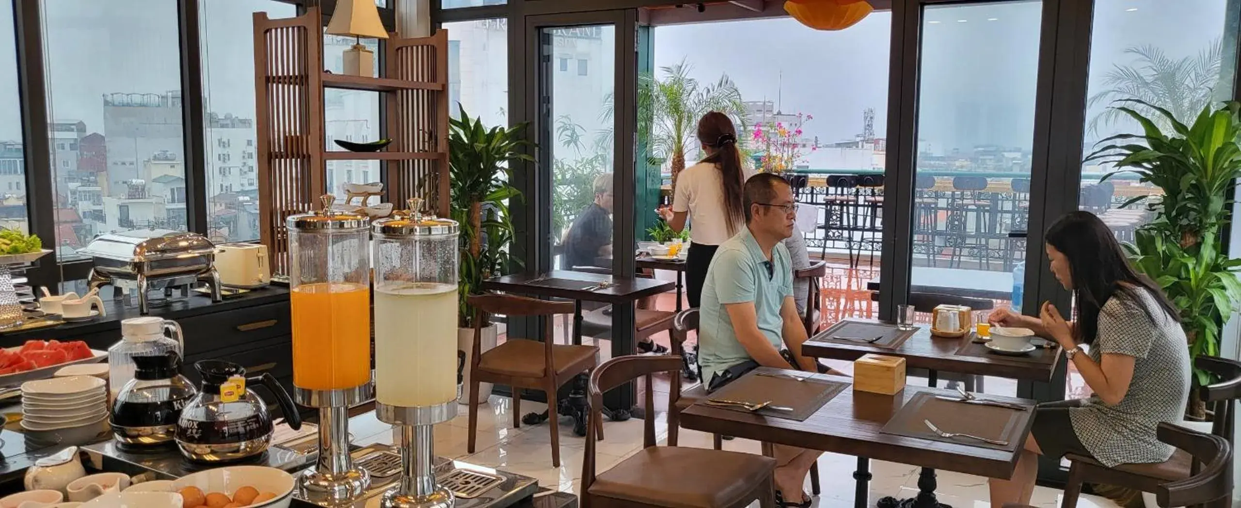 Restaurant/places to eat in Free Airport Service Deals w Singita Classy Boutique Hotel & Travel Restaurant/places to eat in Free Airport Service Deals w Singita Classy Boutique Hotel & Travel