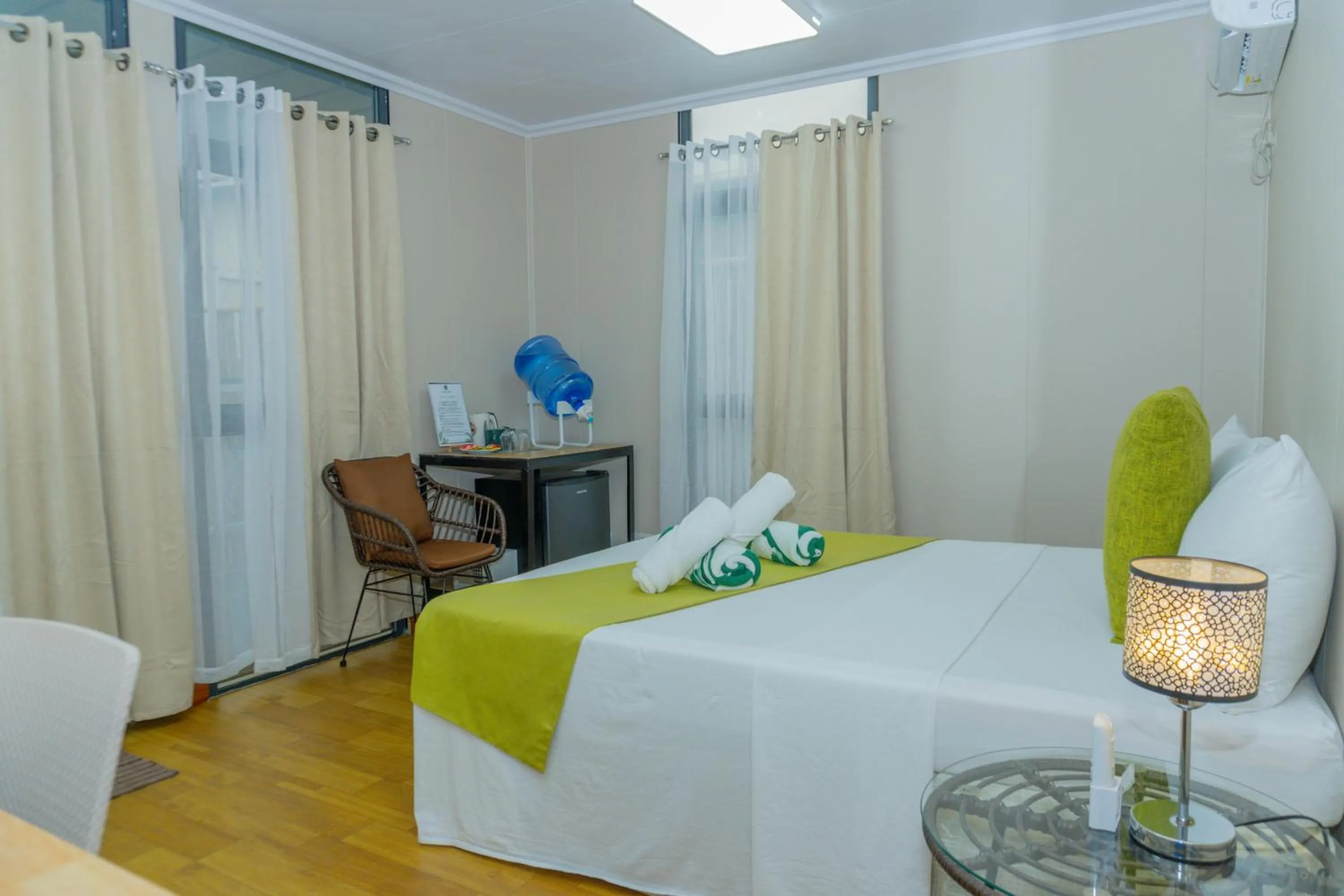 Bedroom, Bed in ROYAL SUITES - PORT BARTON