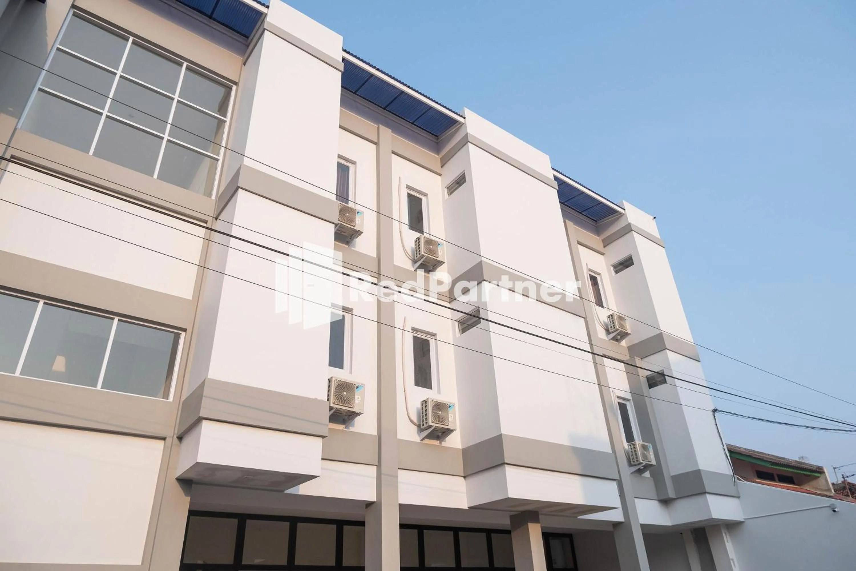 Property building in Astana Malioboro Mitra RedDoorz