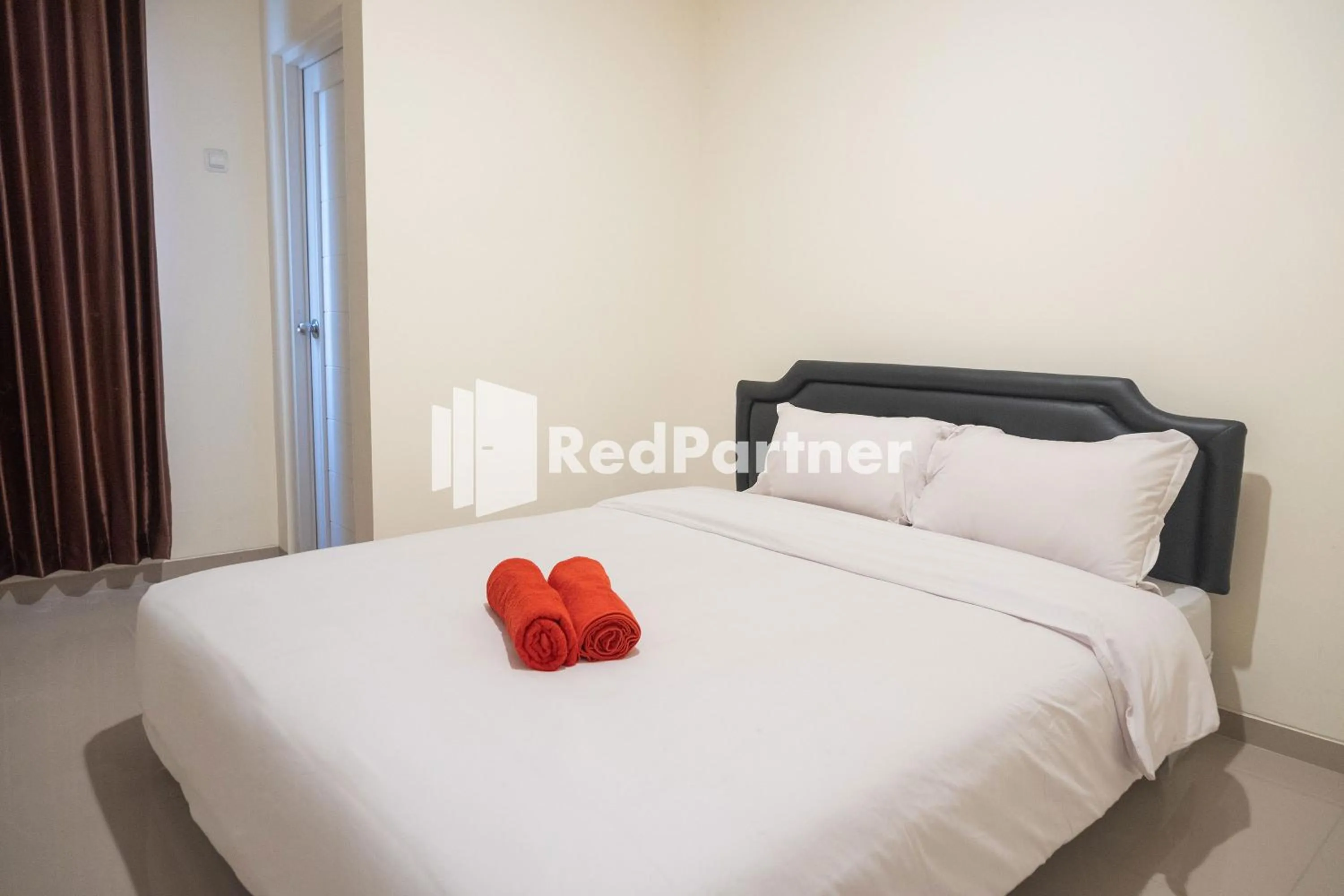 Bedroom, Bed in Astana Malioboro Mitra RedDoorz