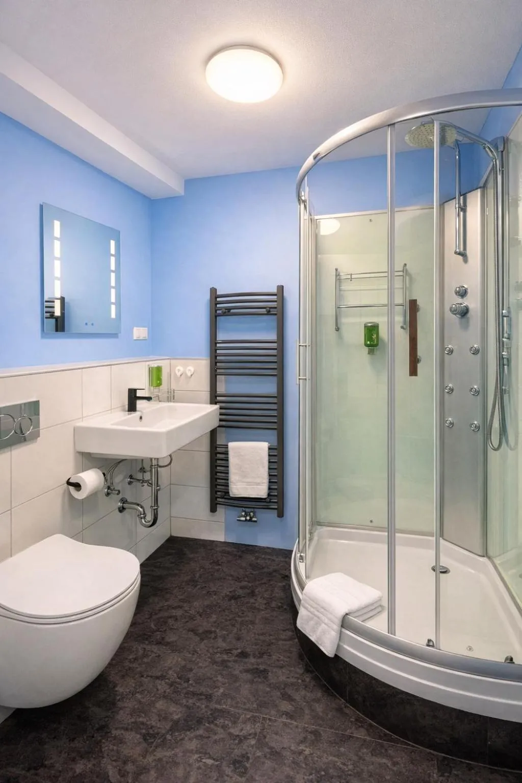 Shower in Silvio-Gesell-Tagungsstätte