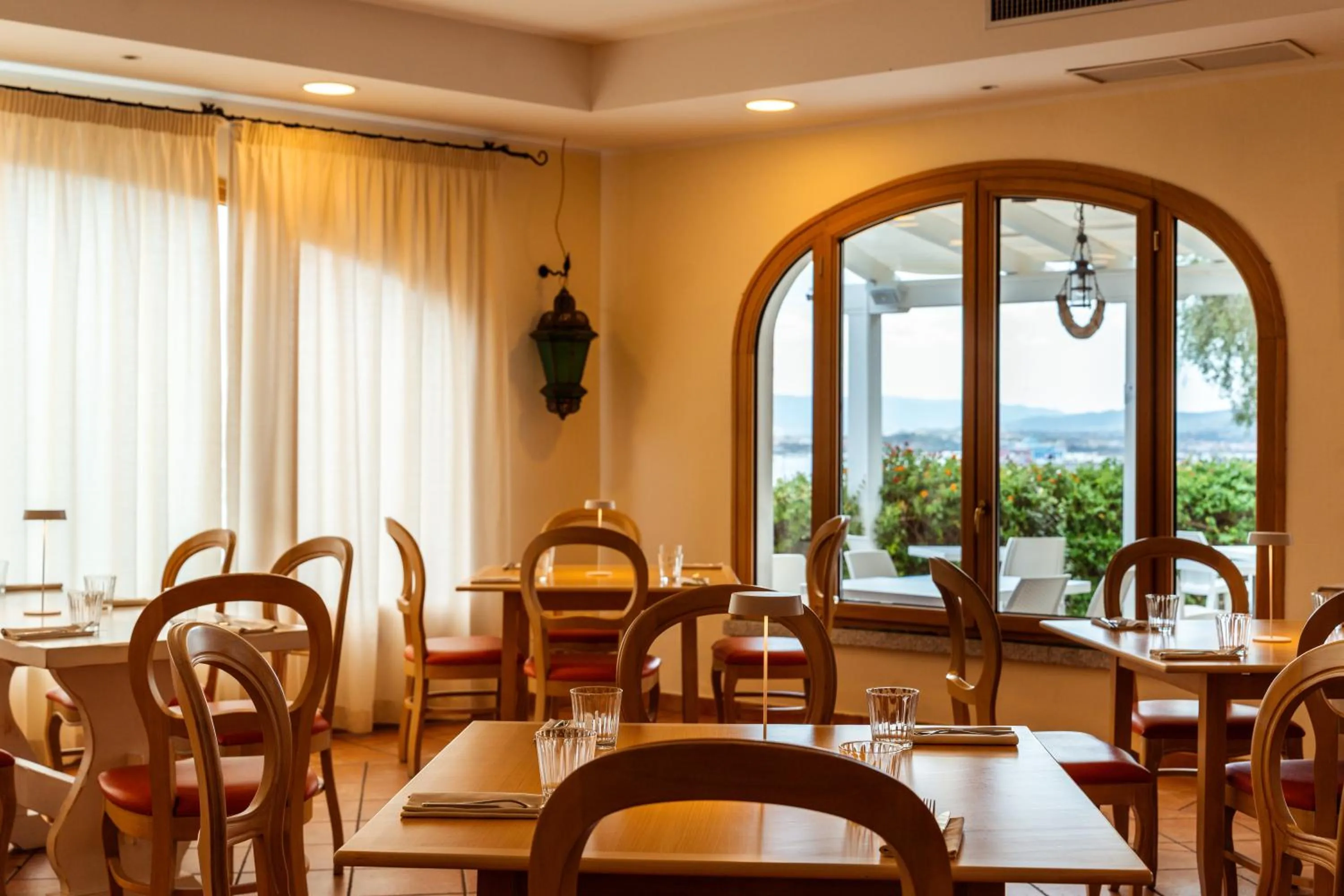 Restaurant/places to eat in Hotel dP Olbia - Sardinia