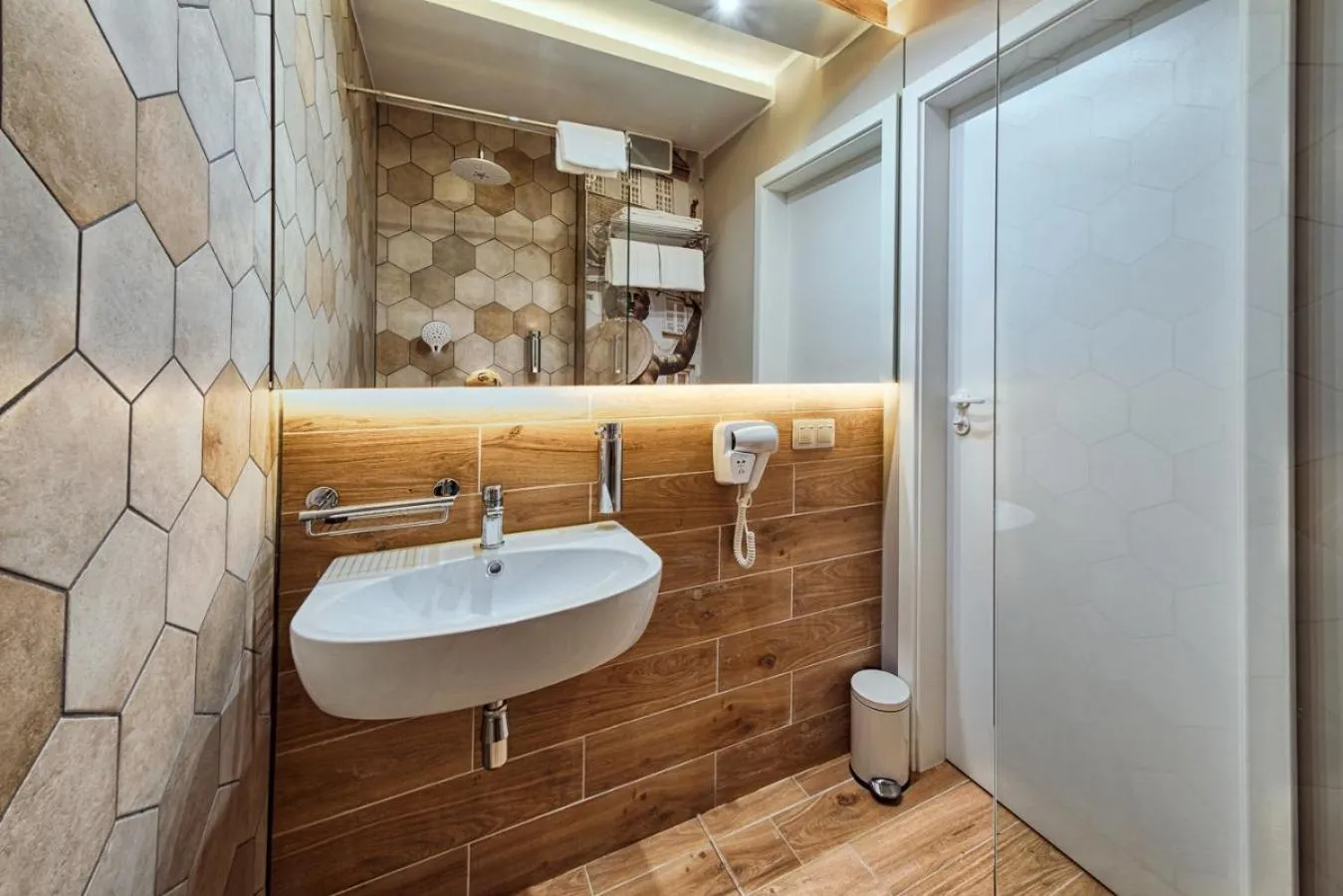 Bathroom in Citi Hotel's Warszawa-Falenty