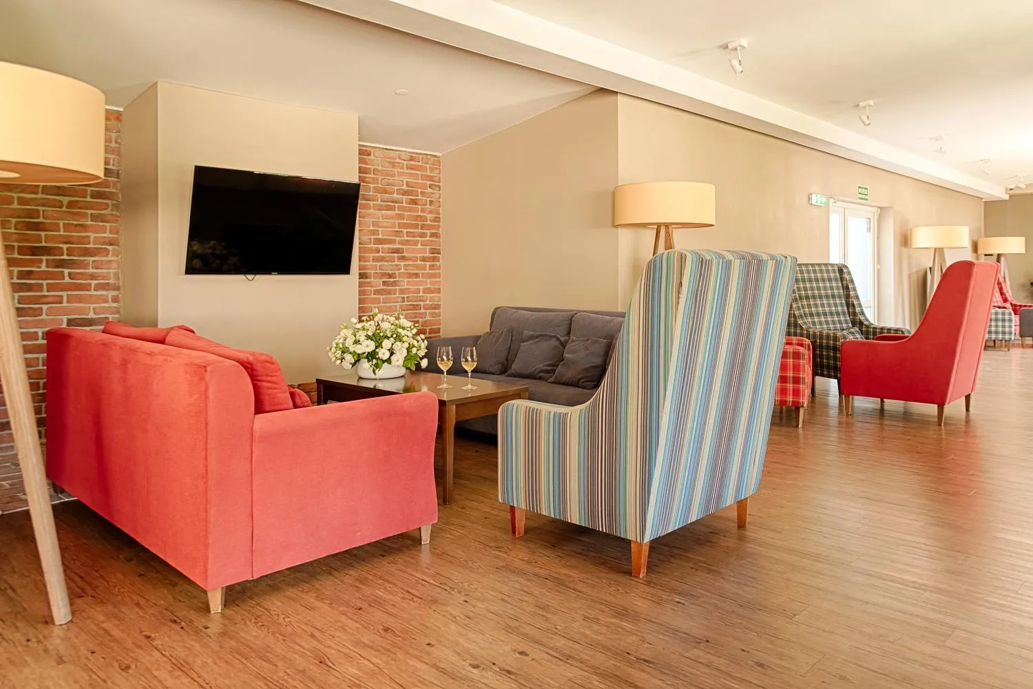 Seating area in Citi Hotel's Warszawa-Falenty