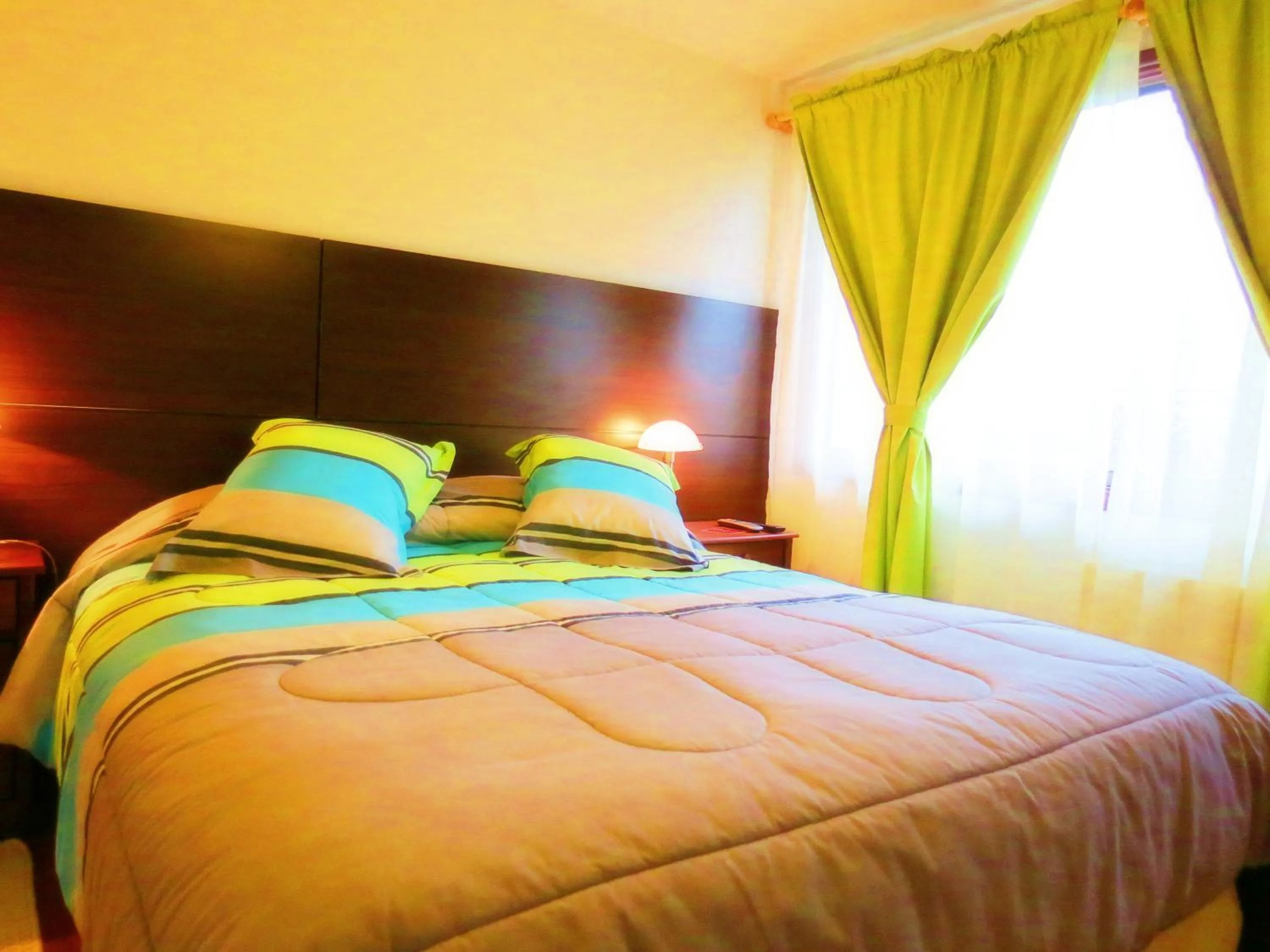 Day, Bed in Hostal La Cumbre