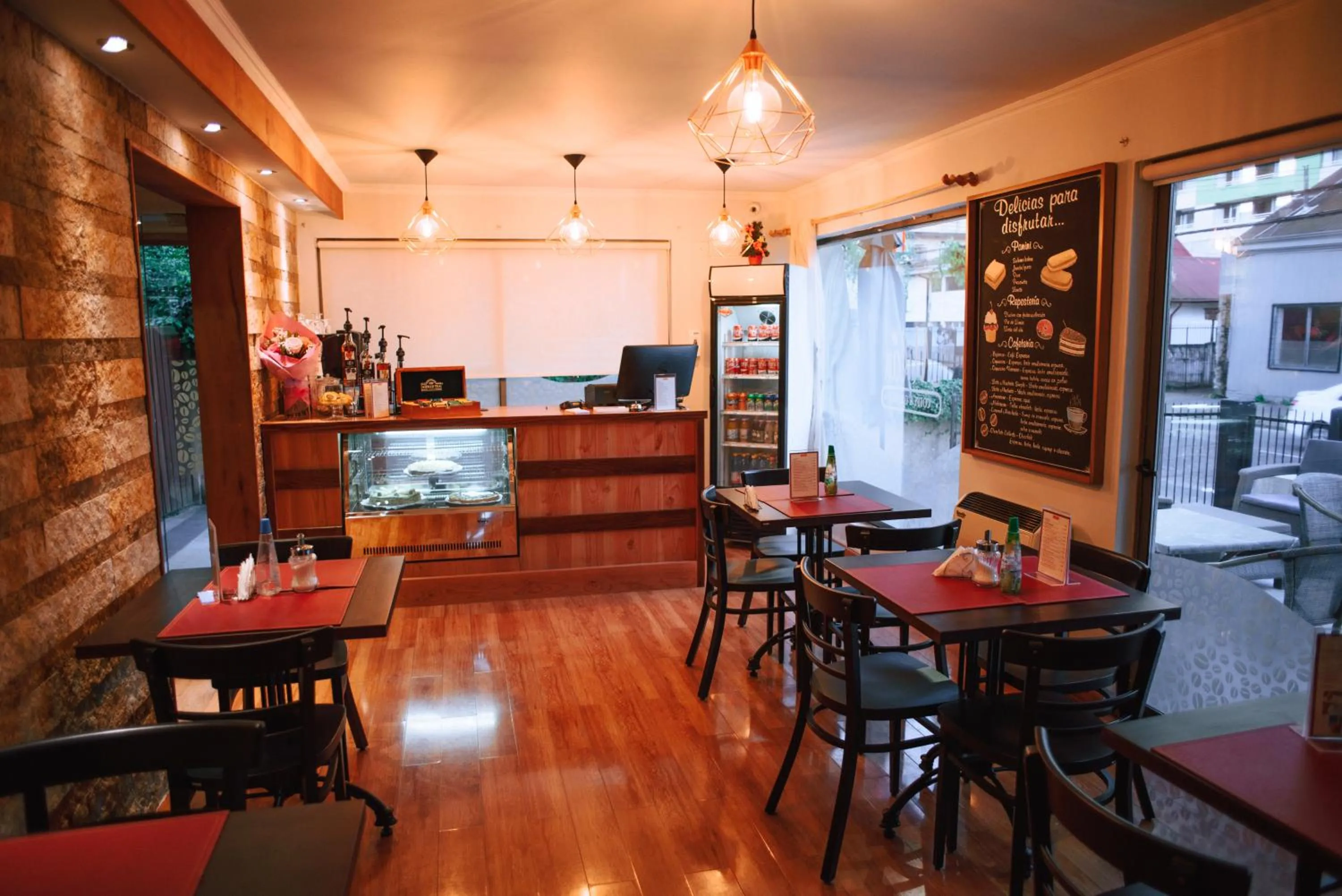 Restaurant/places to eat in Hostal La Cumbre