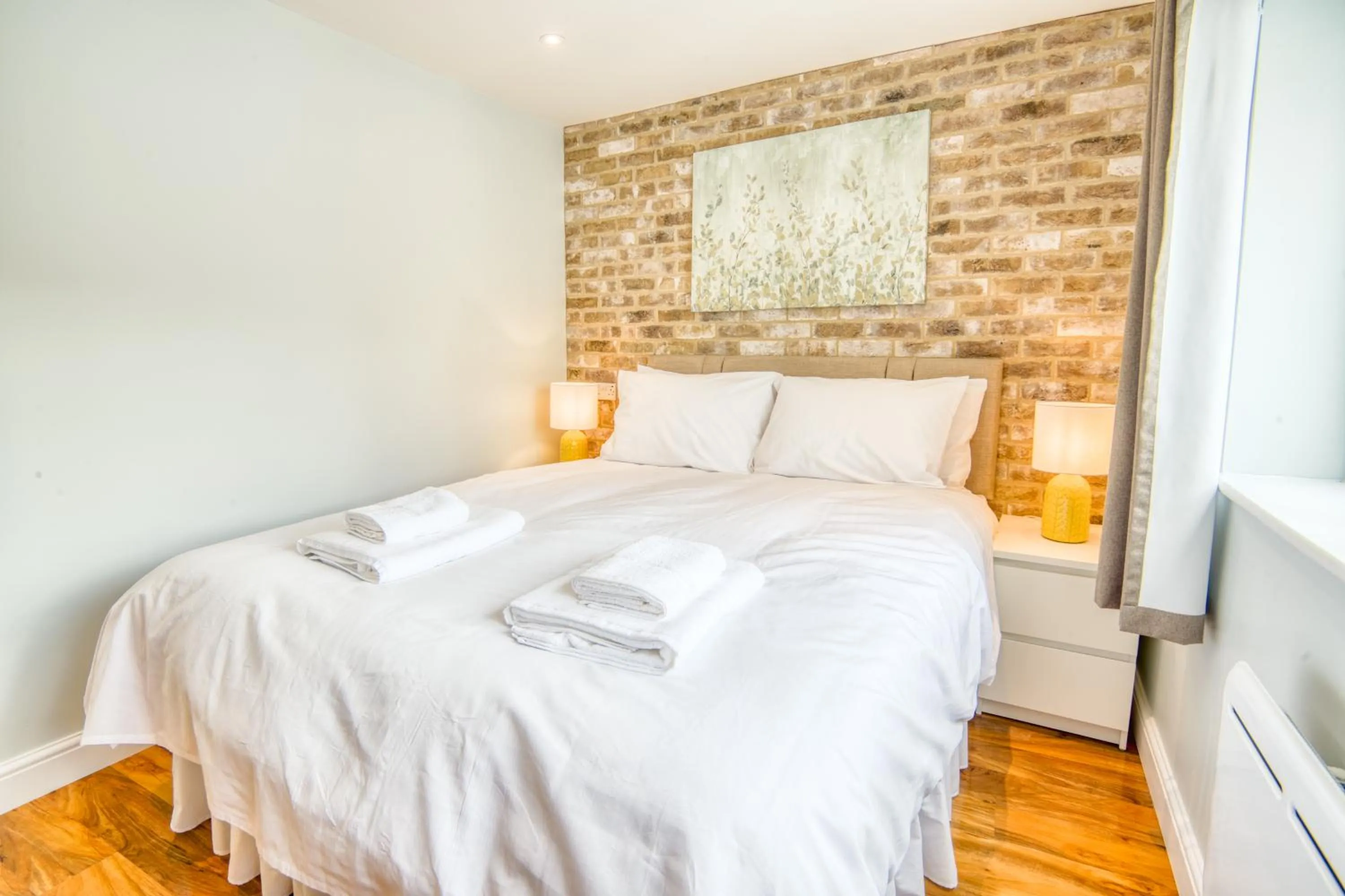 Bedroom, Bed in Suite 2- 2 Bed Apartment