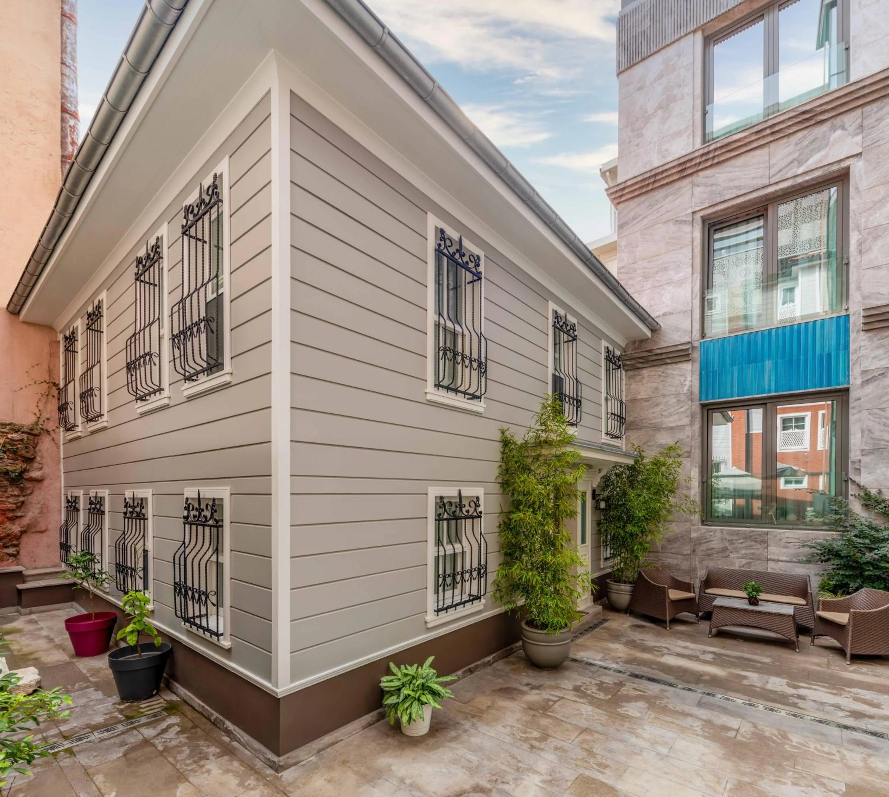 Property building in Amiral Palace Hotel Boutique Class