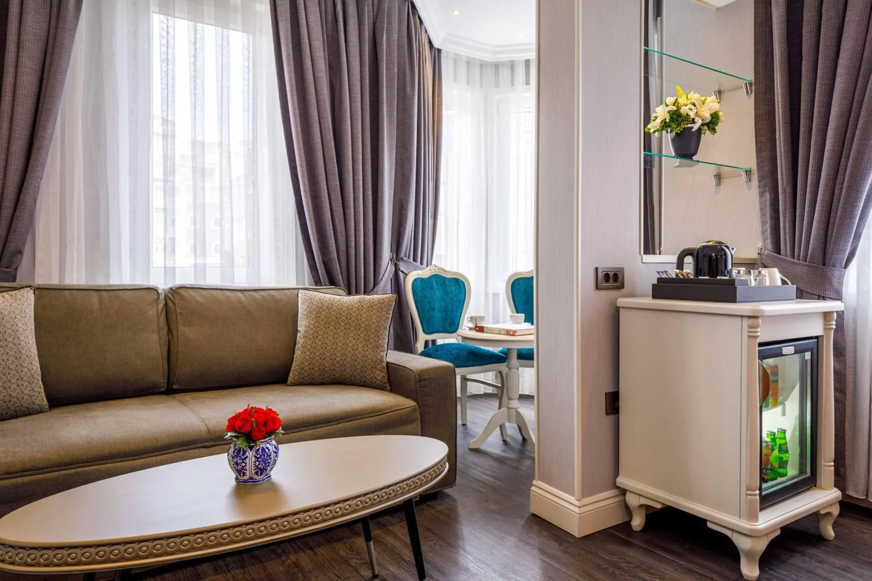 Photo of the whole room in Amiral Palace Hotel Boutique Class Photo of the whole room in Amiral Palace Hotel Boutique Class