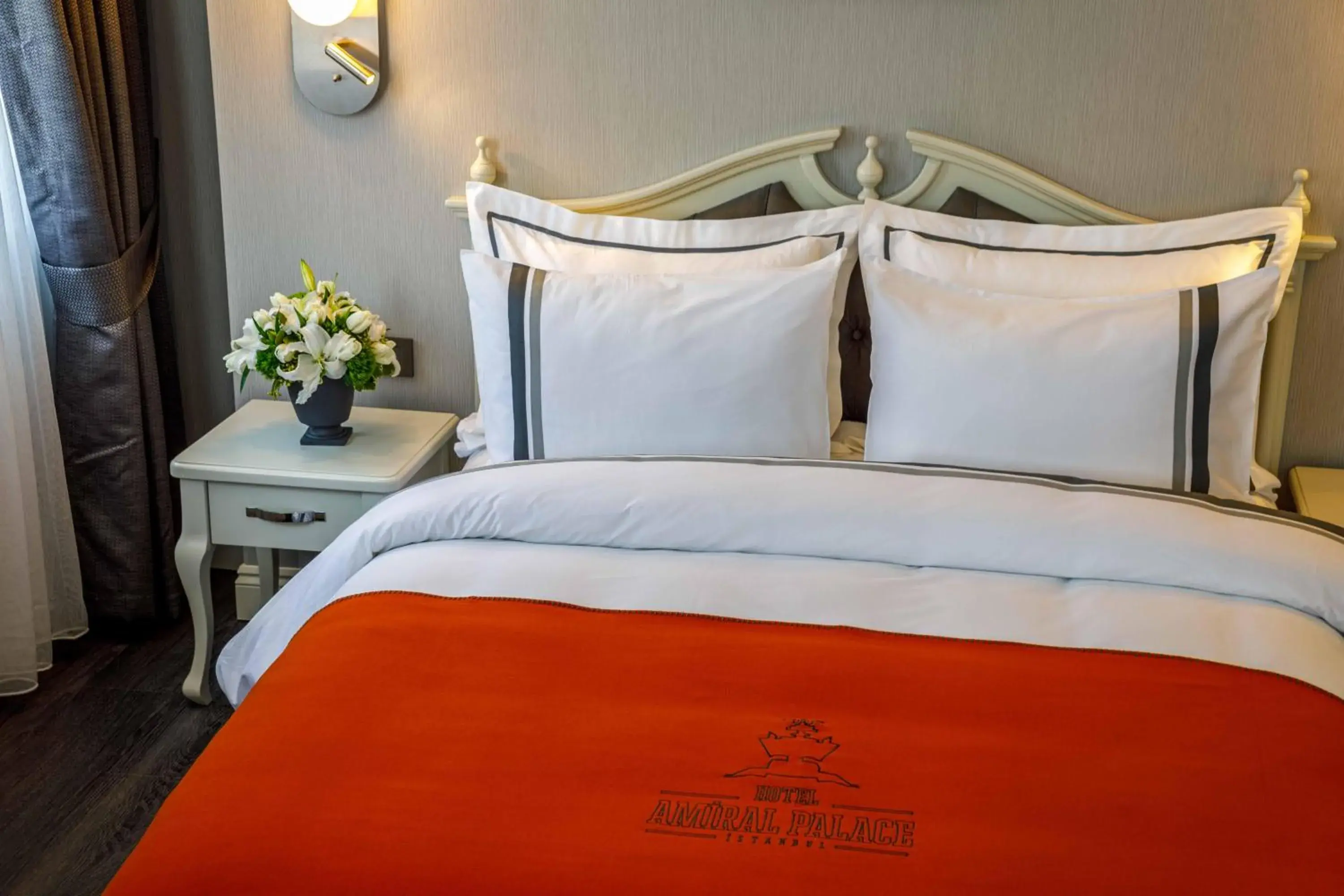 Photo of the whole room, Bed in Amiral Palace Hotel Boutique Class Photo of the whole room, Bed in Amiral Palace Hotel Boutique Class