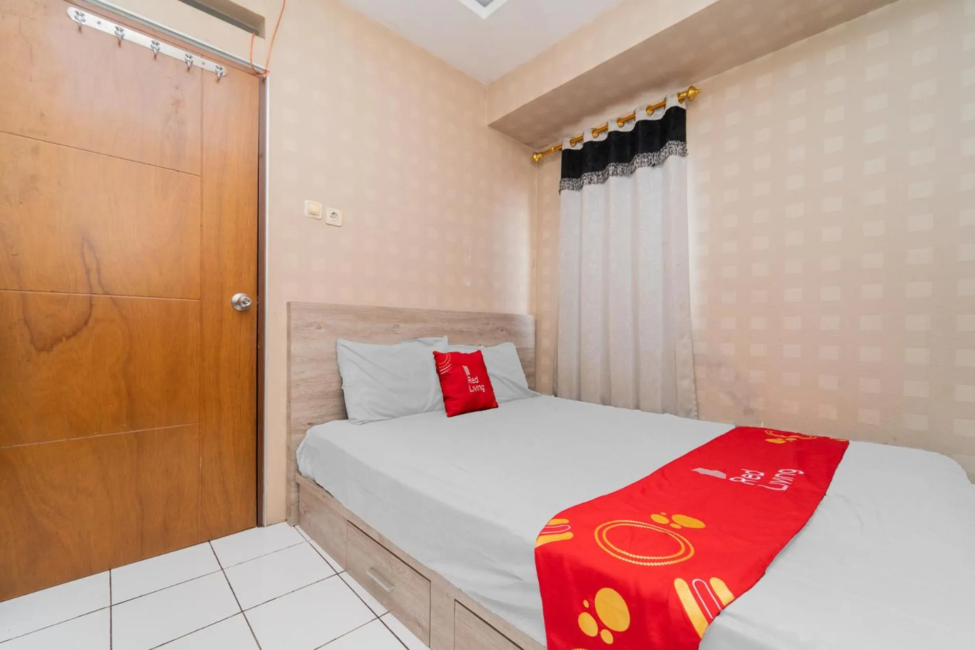 Bedroom in RedLiving Apartemen Gateway Cicadas - Sarana Cipta Mahakarya