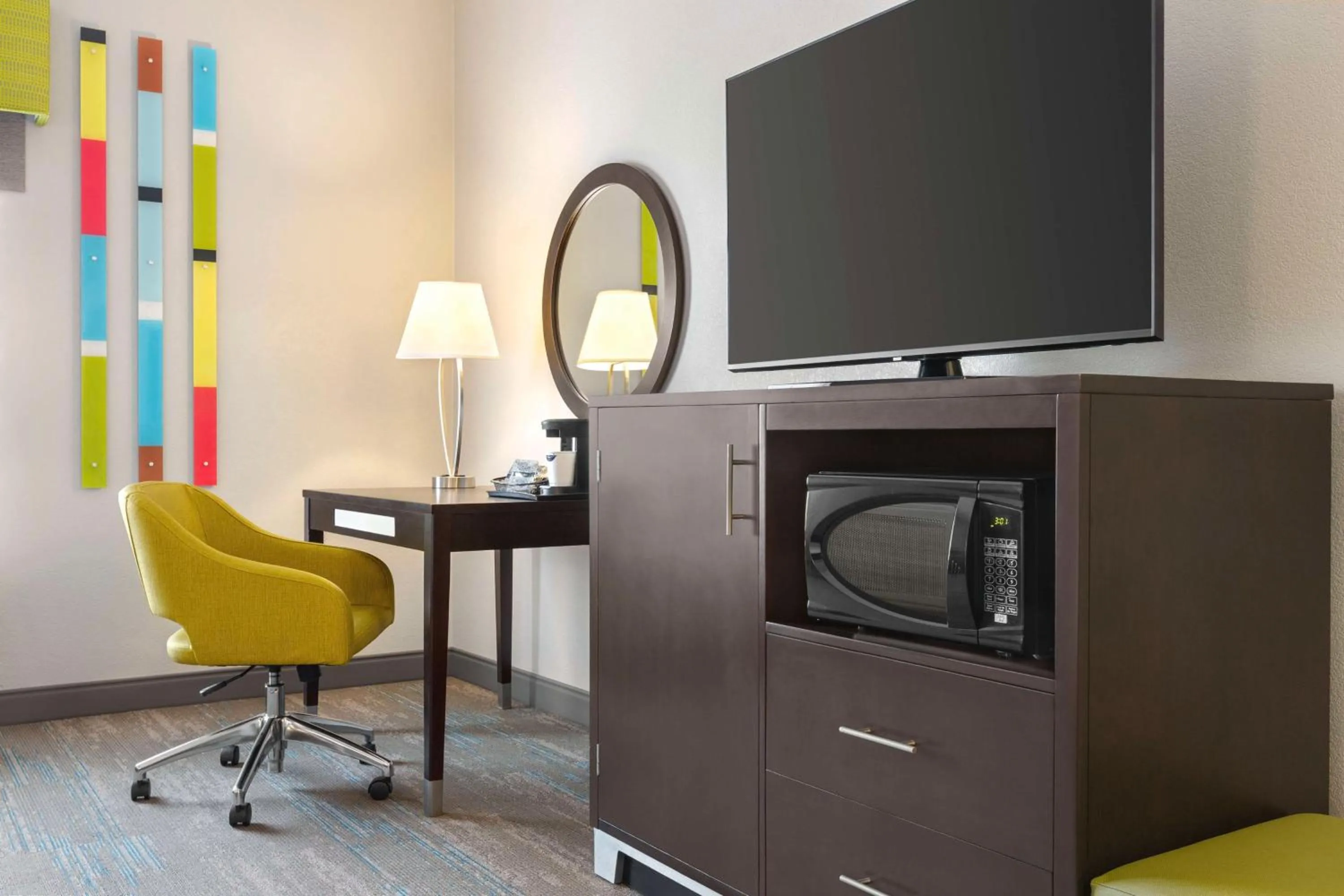 Bedroom in Hampton Inn & Suites York South