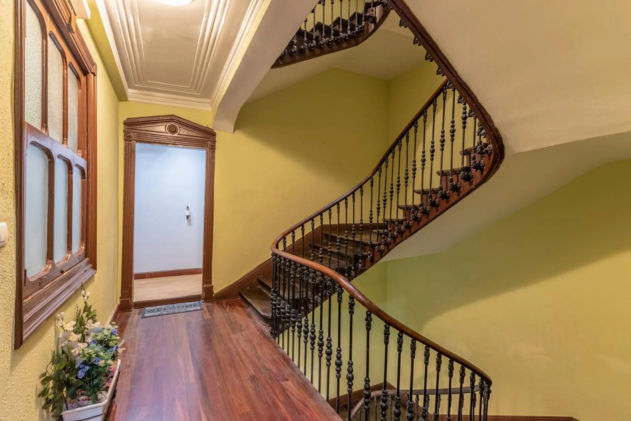 Property building in Arenal Suites Bilbao