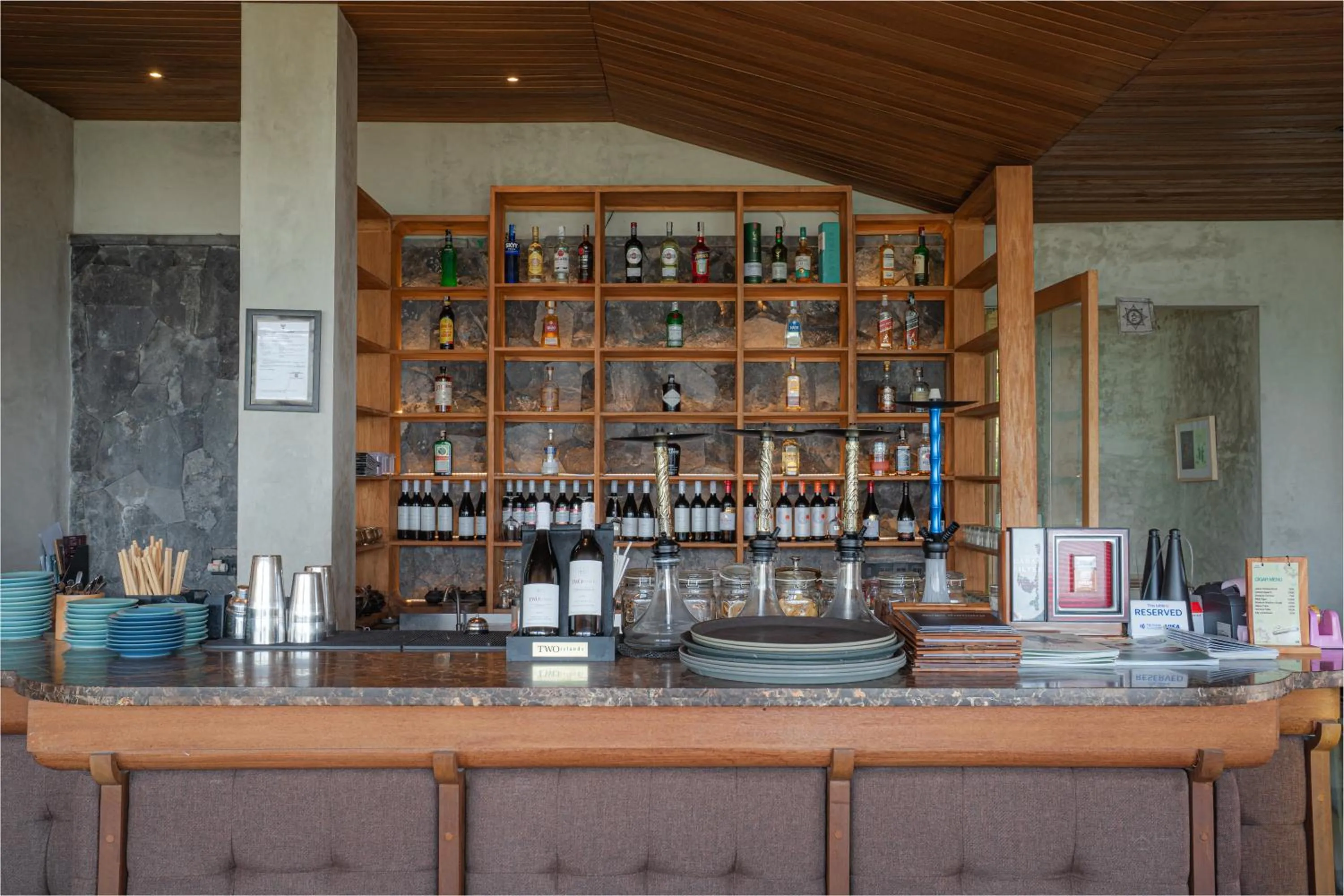 Restaurant/places to eat in Desa Oculus