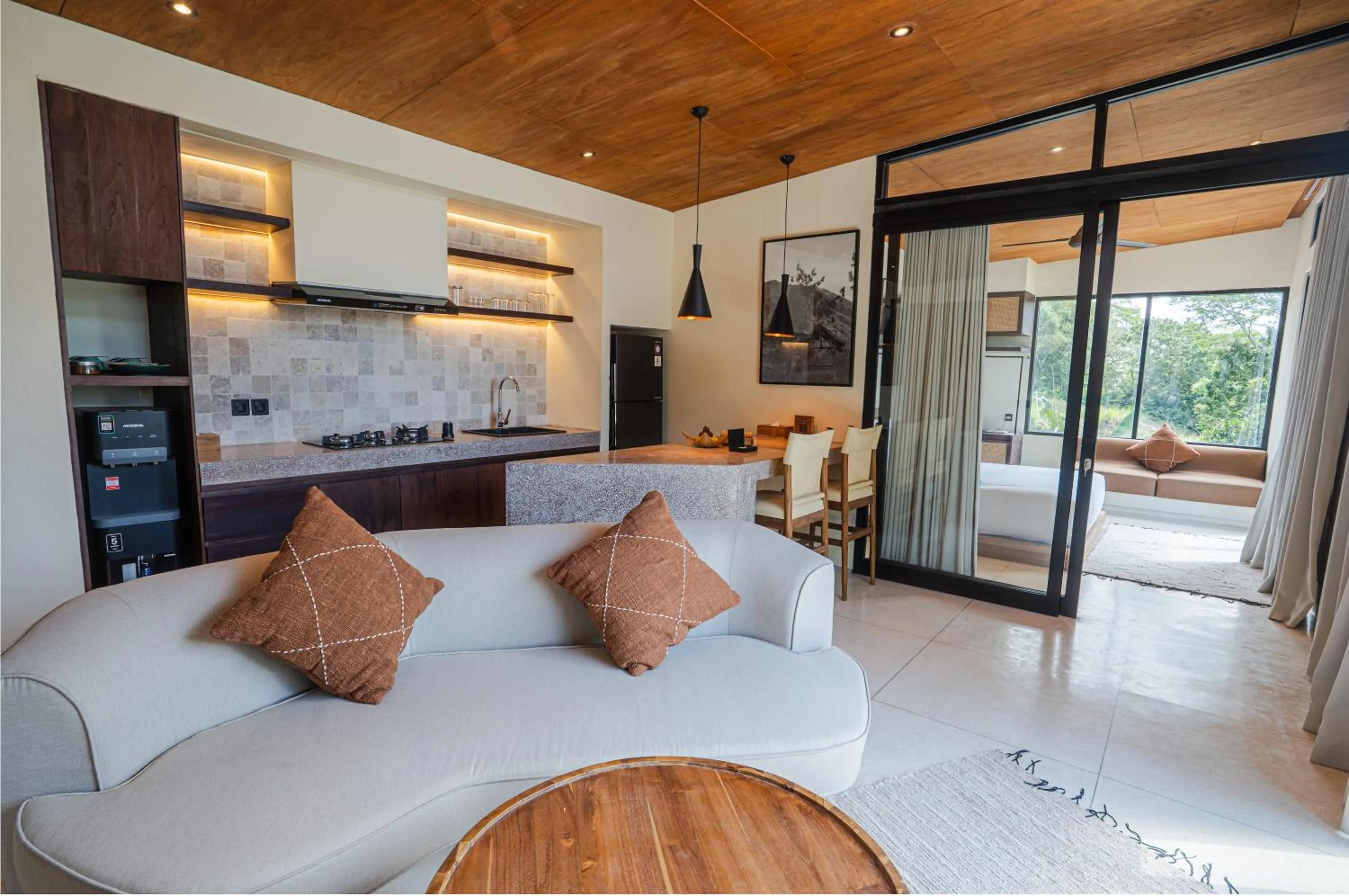 Kitchen or kitchenette, Bed in Desa Oculus