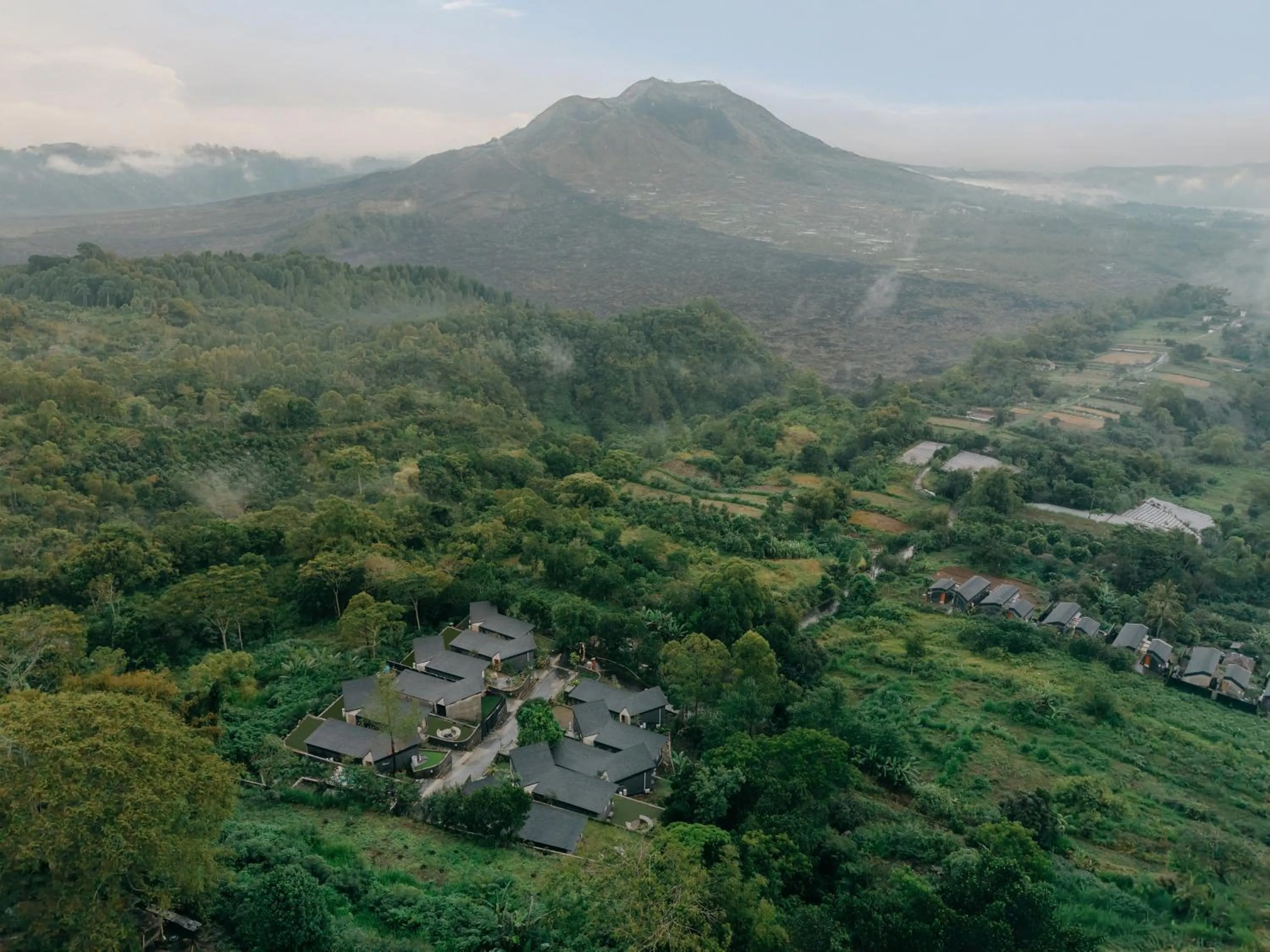 Property building in Desa Oculus