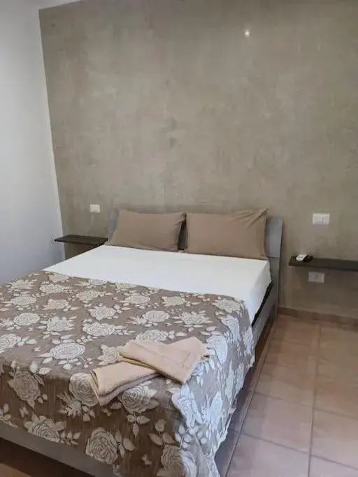 Bed in Mondo House Bed in Mondo House