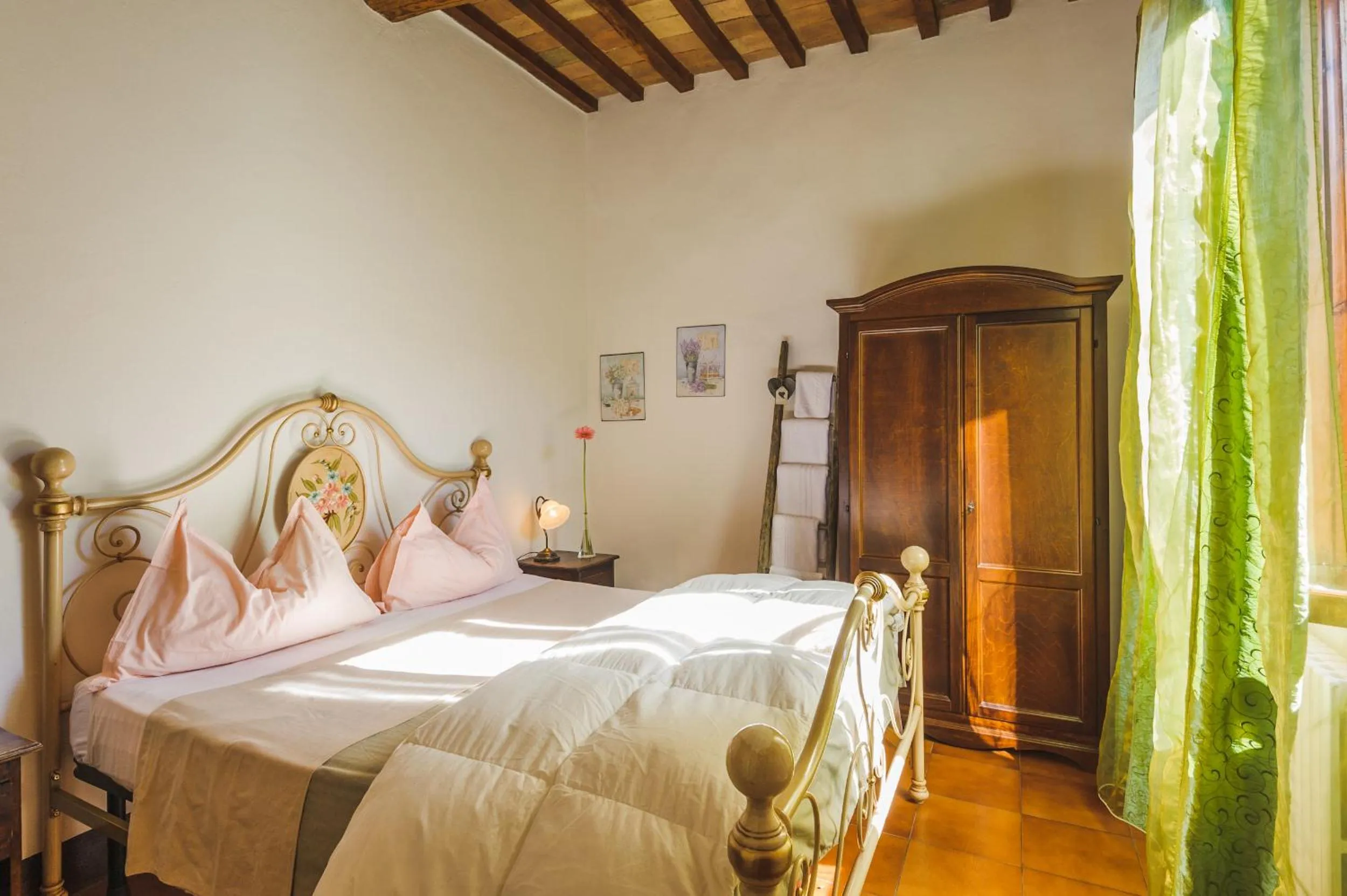 Photo of the whole room in Locanda di CasalMustia