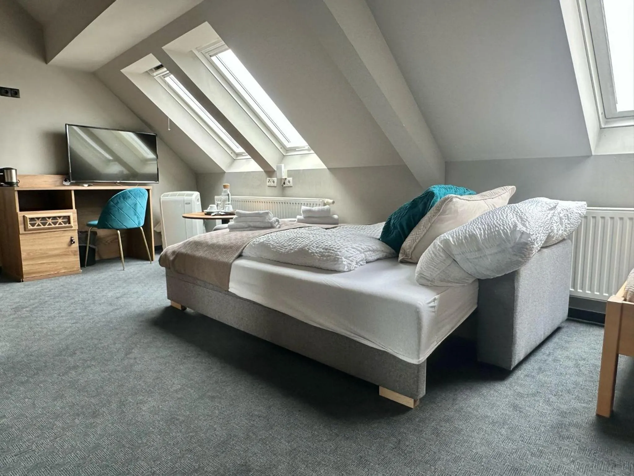 Bed in Hotel George Vienna