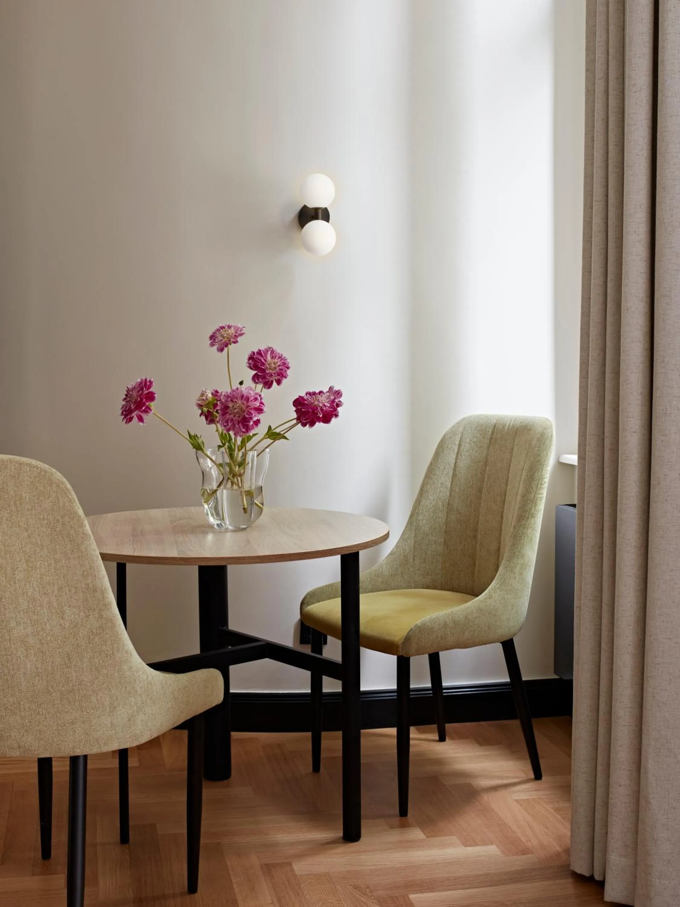 Seating area in Numa Berlin Novela