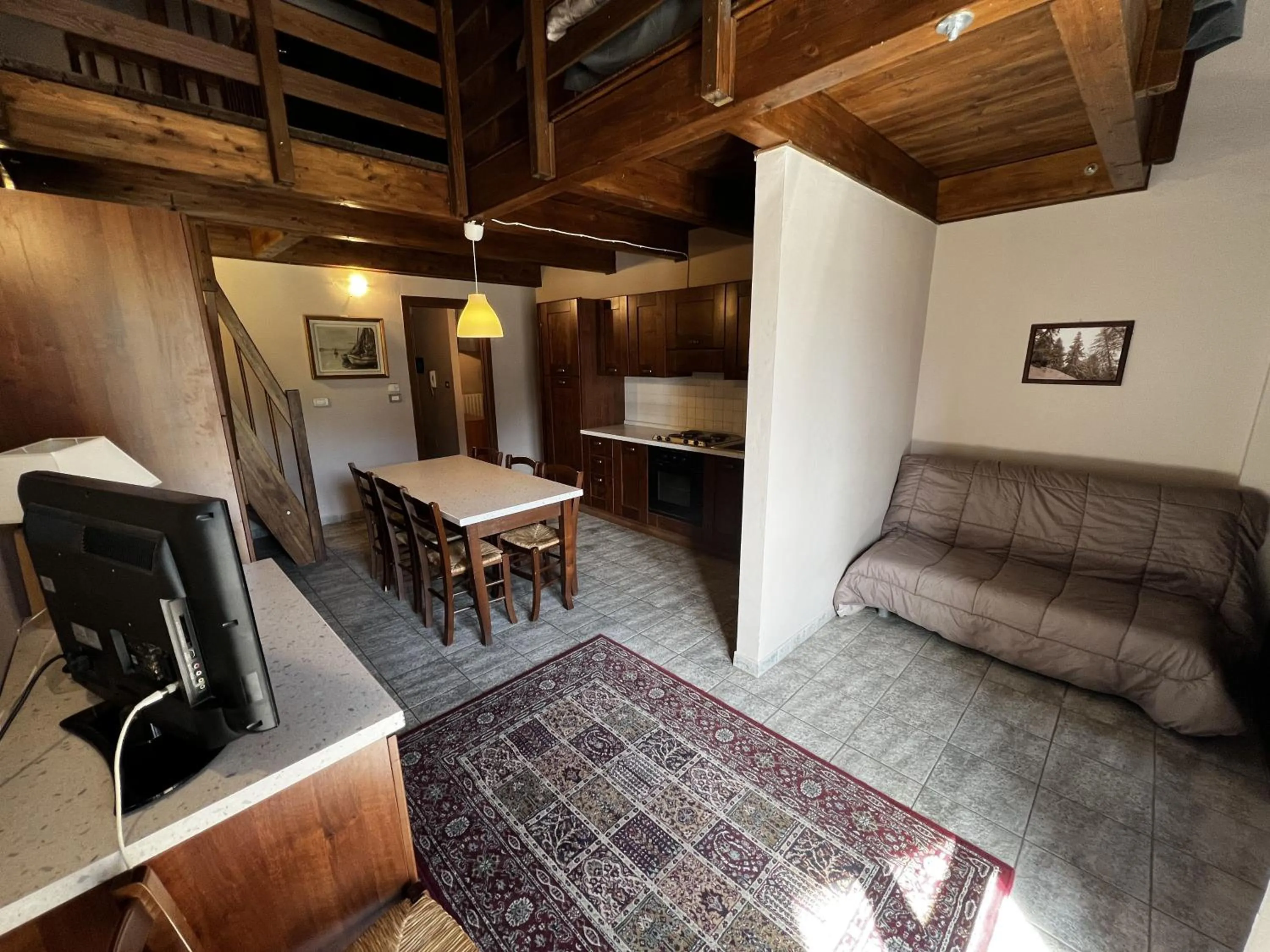TV and multimedia in Chalet Edelweiss - Estella Hotel Collection