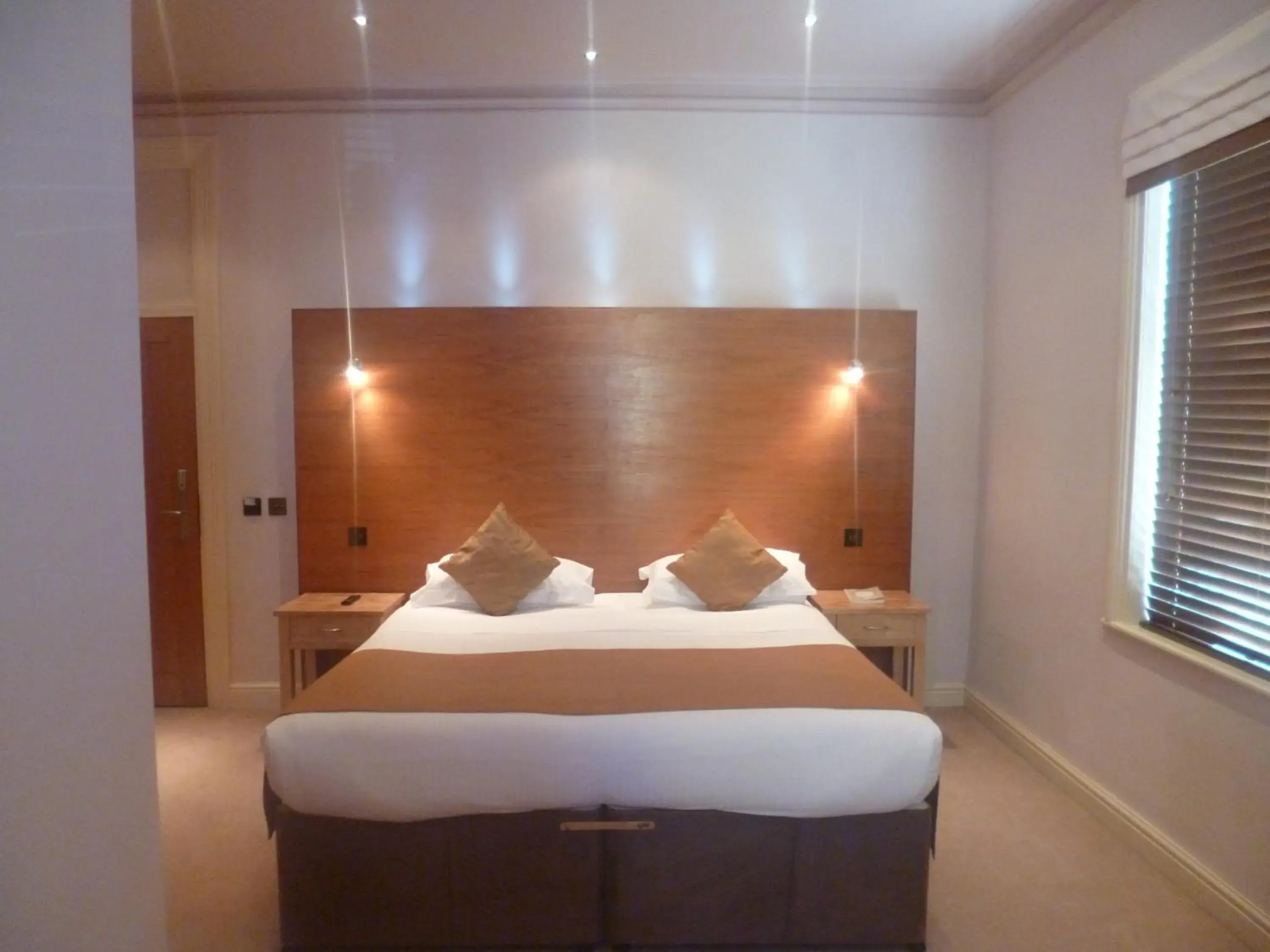 Deluxe King or Twin Room with Sea View in Castle Hotel Deluxe King or Twin Room with Sea View in Castle Hotel