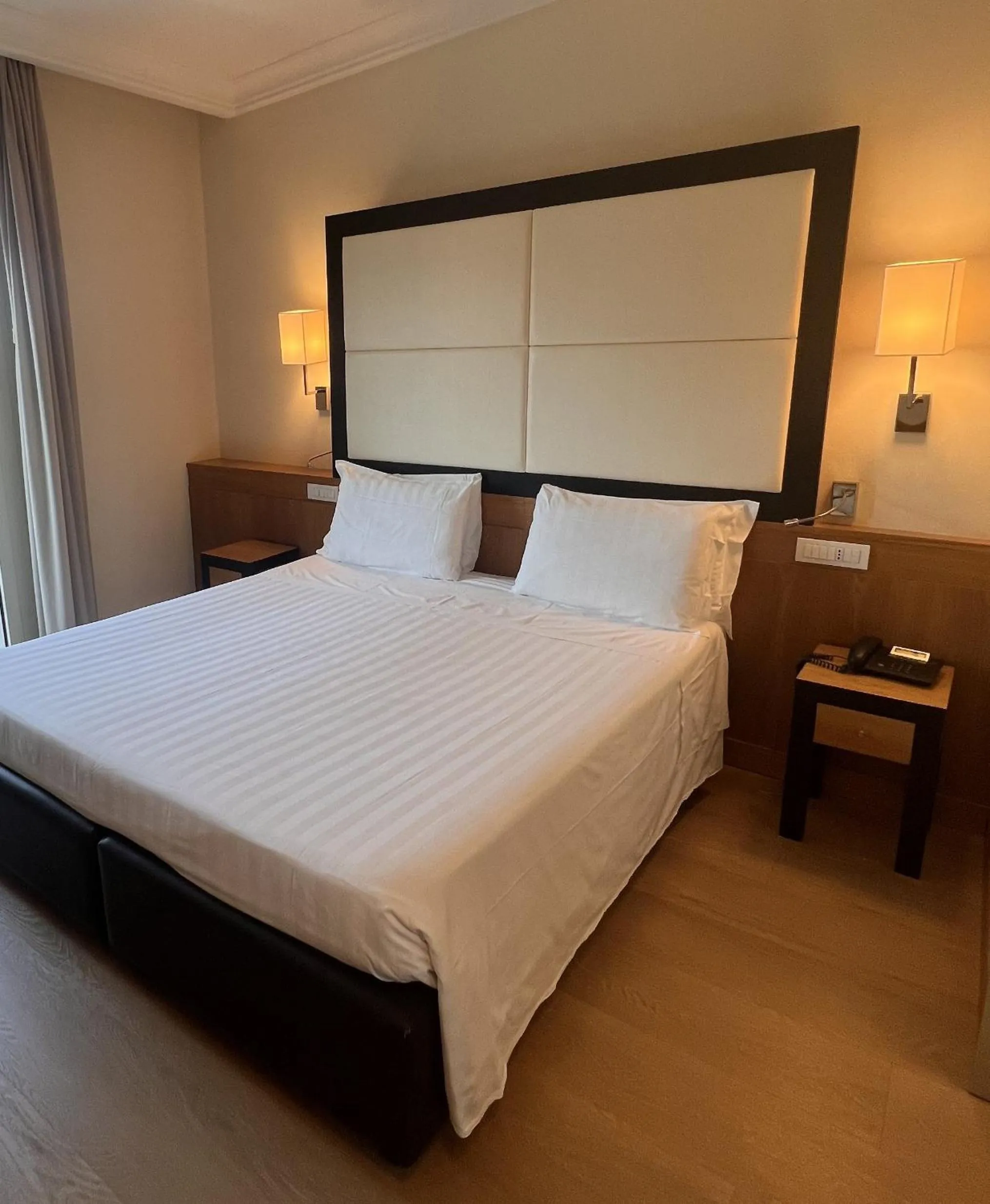 Bedroom, Bed in Hotel Daniel & Ristorante Cocchi