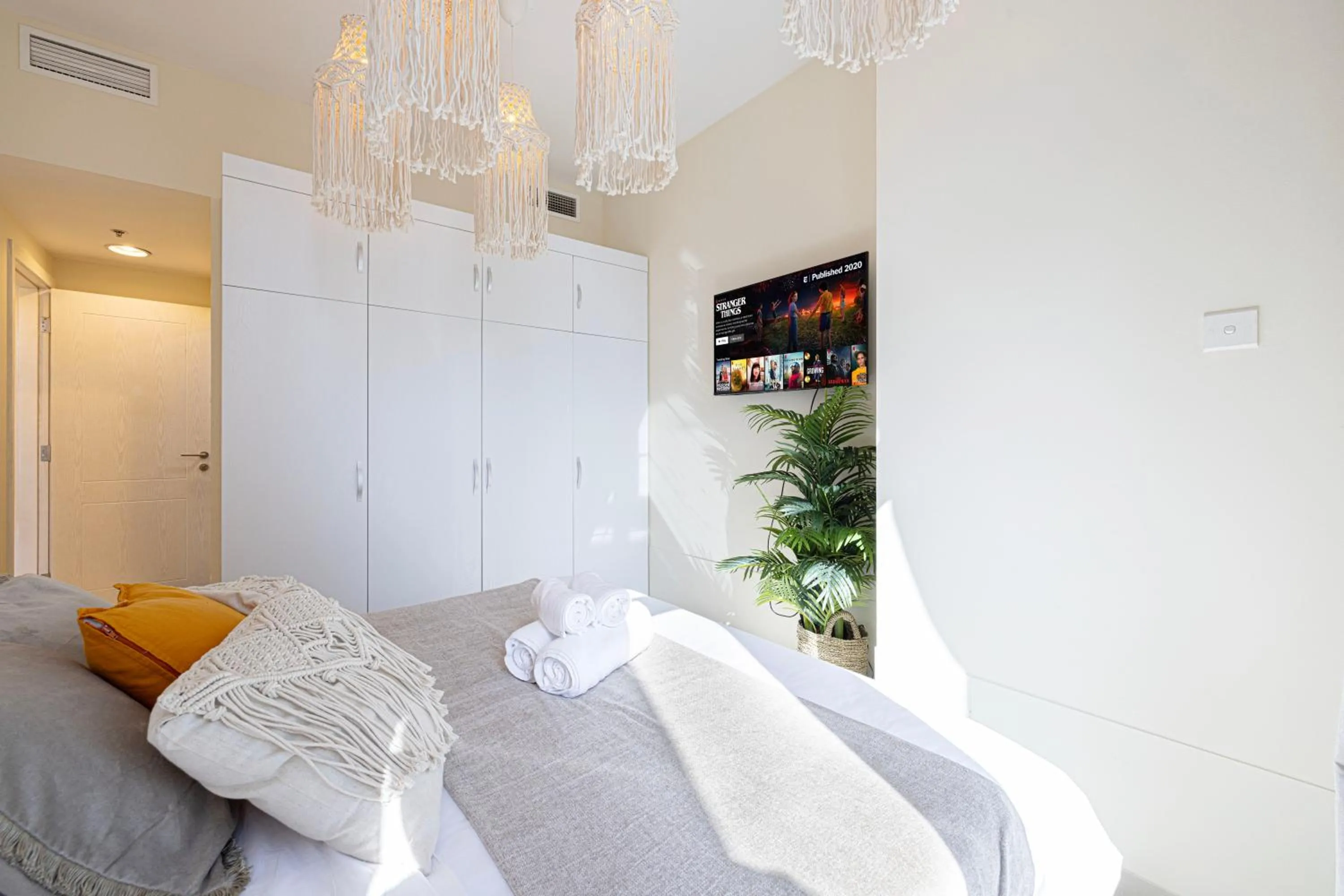 Bed in Stylish 3 bedrooms Boho-Style Home